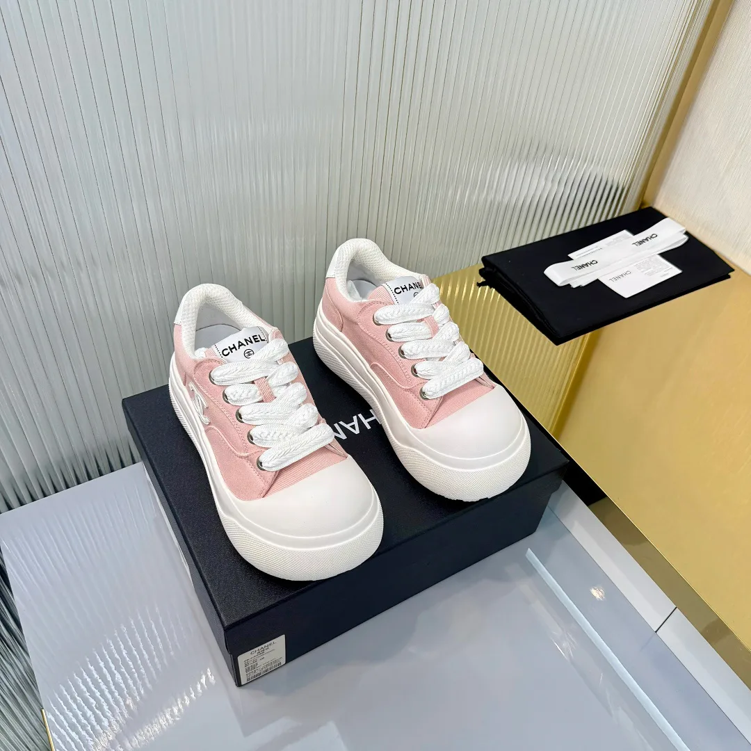 Кроссовки Женские Chanel 11396583