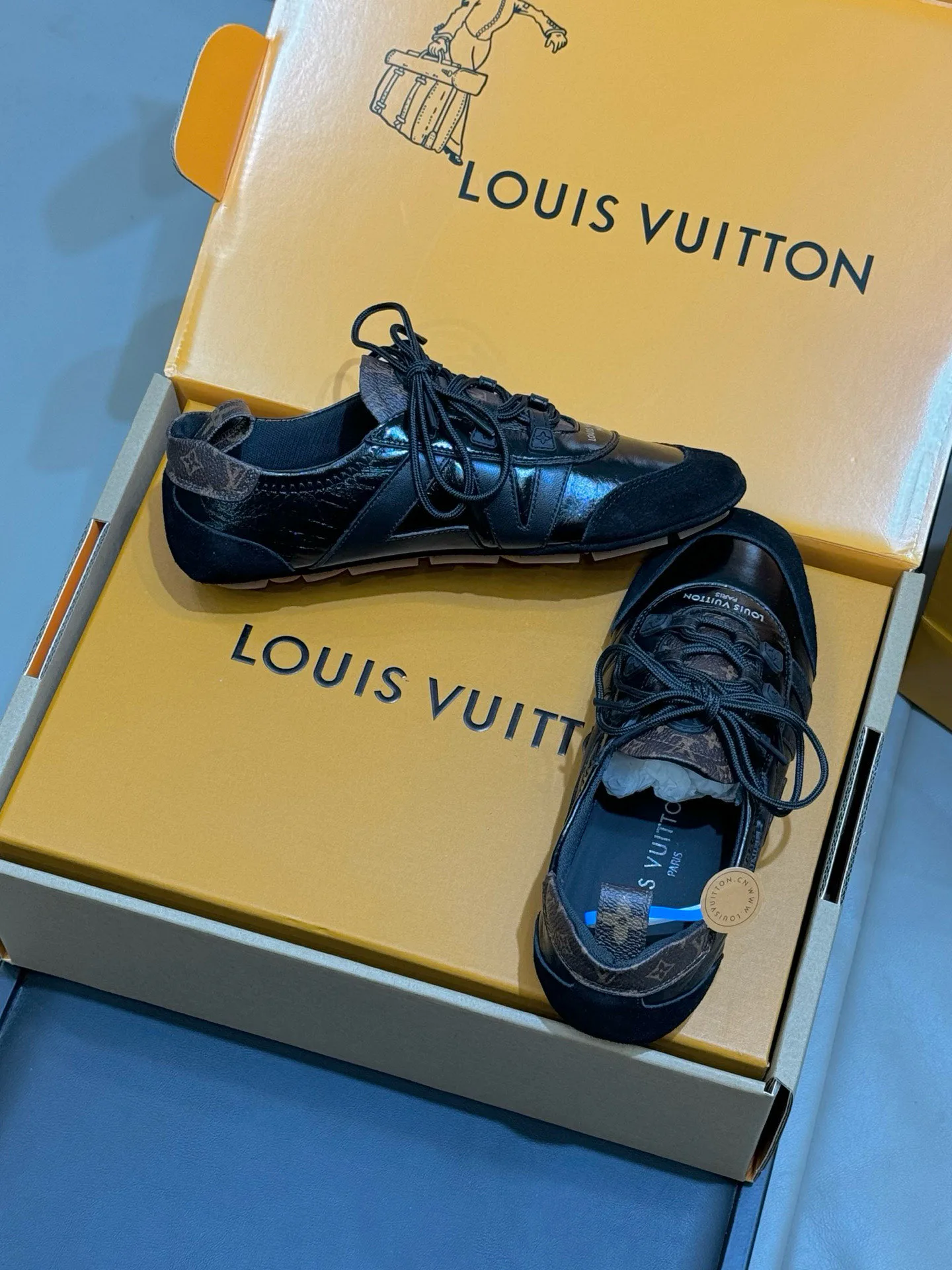 Кроссовки Женские Louis Vuitton 1280031