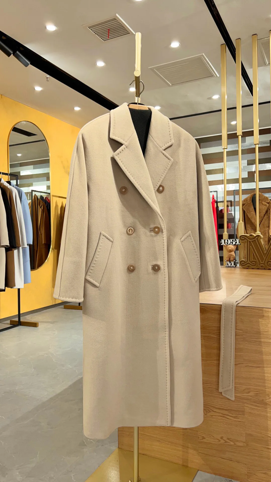 Пальто Женские Max Mara 18245194