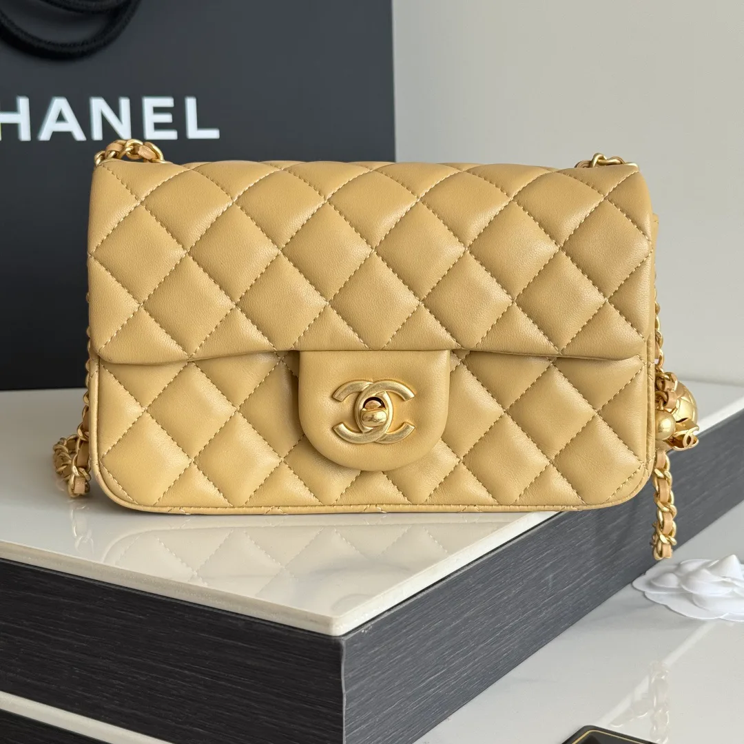 Классические Сумки Женские Chanel 17827589