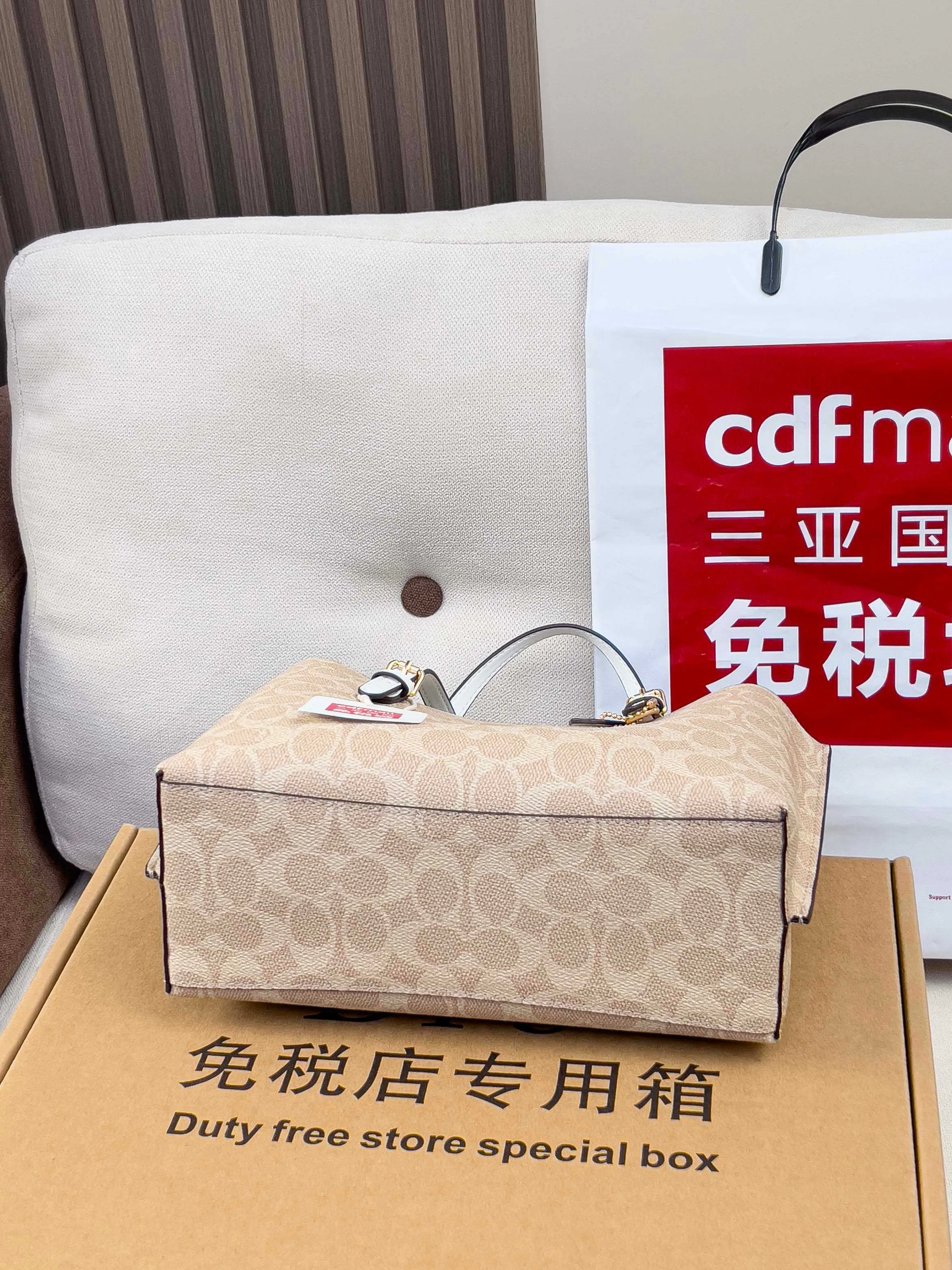 Классические Сумки Женские Coach 1864355