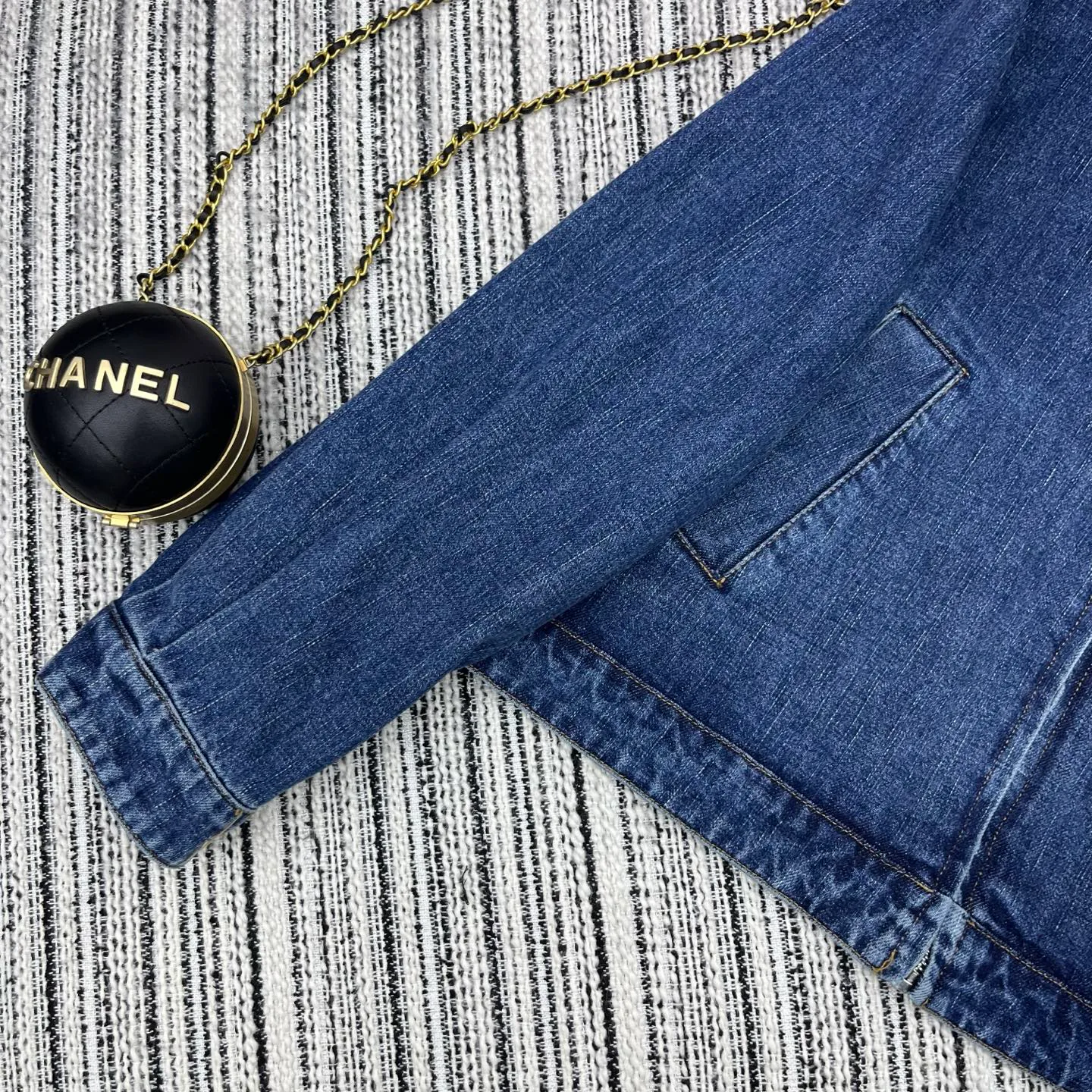 Куртки И Пуховики Женские Miu Miu 23354