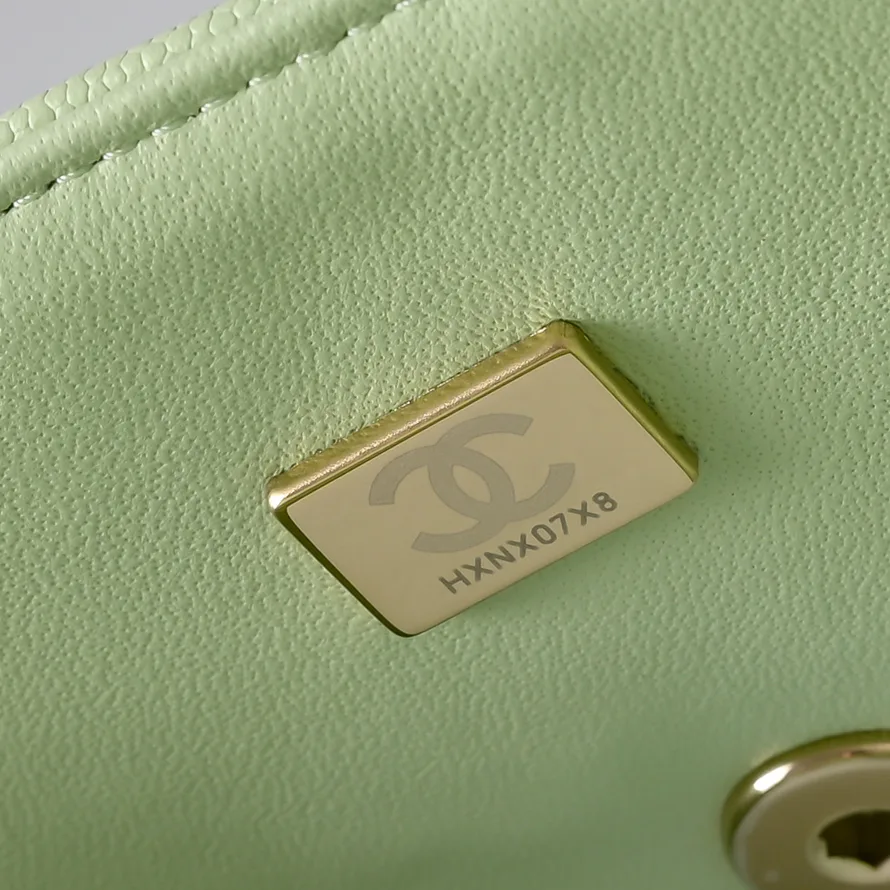 Классические Сумки Женские Chanel 18147802