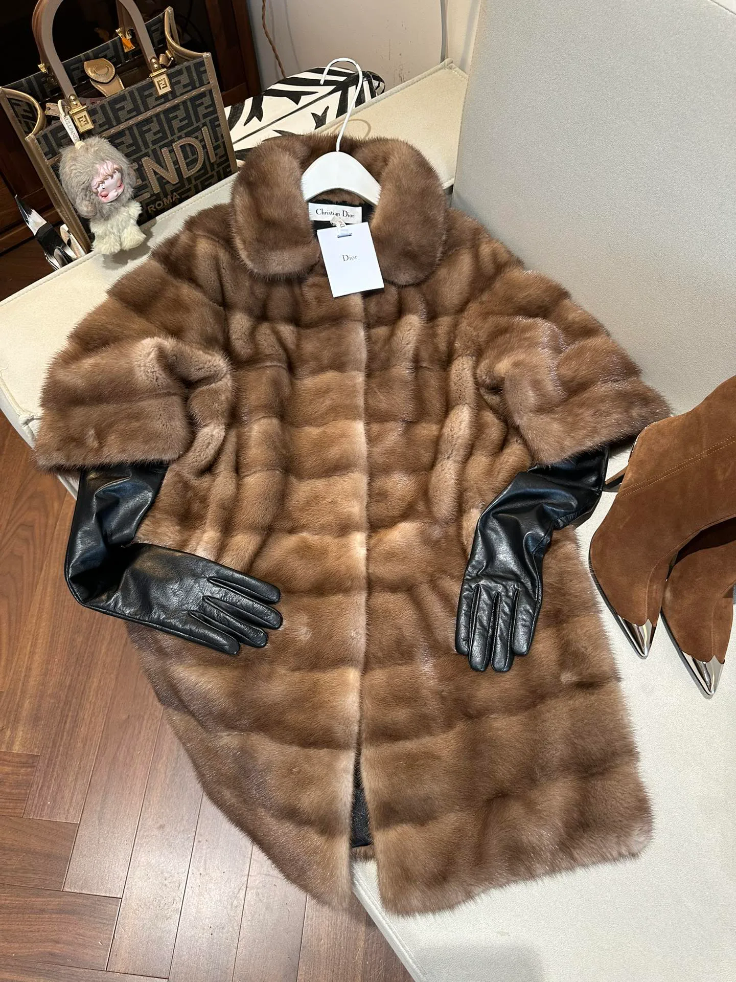 Шубы Женские Christian Dior 560933