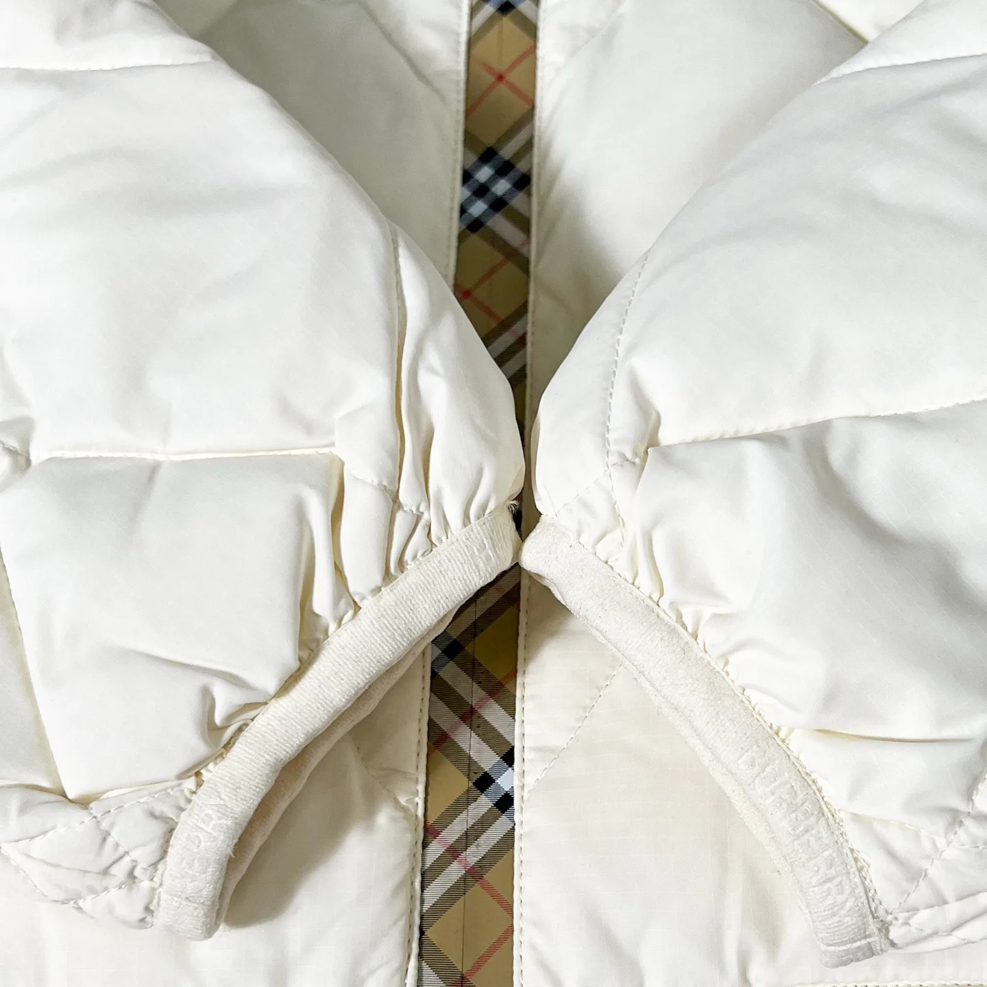 Куртки И Пуховики Женские Burberry 18728609