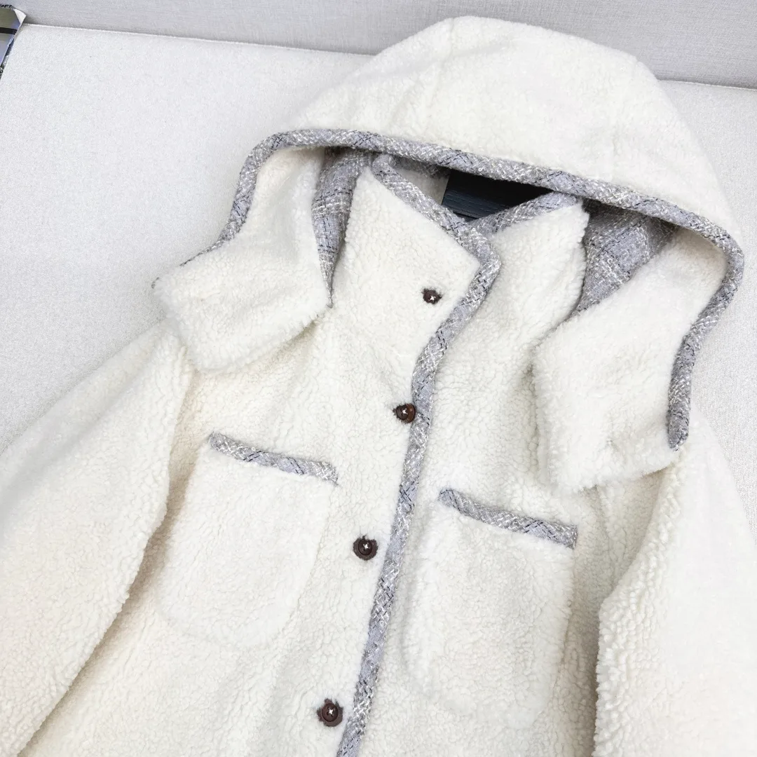 Куртки И Пуховики Женские Chanel 927111