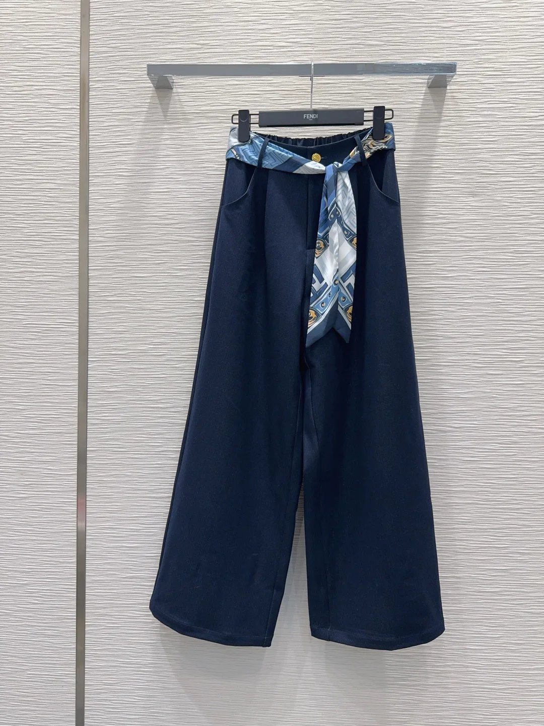 Костюмы Женские Fendi 526985