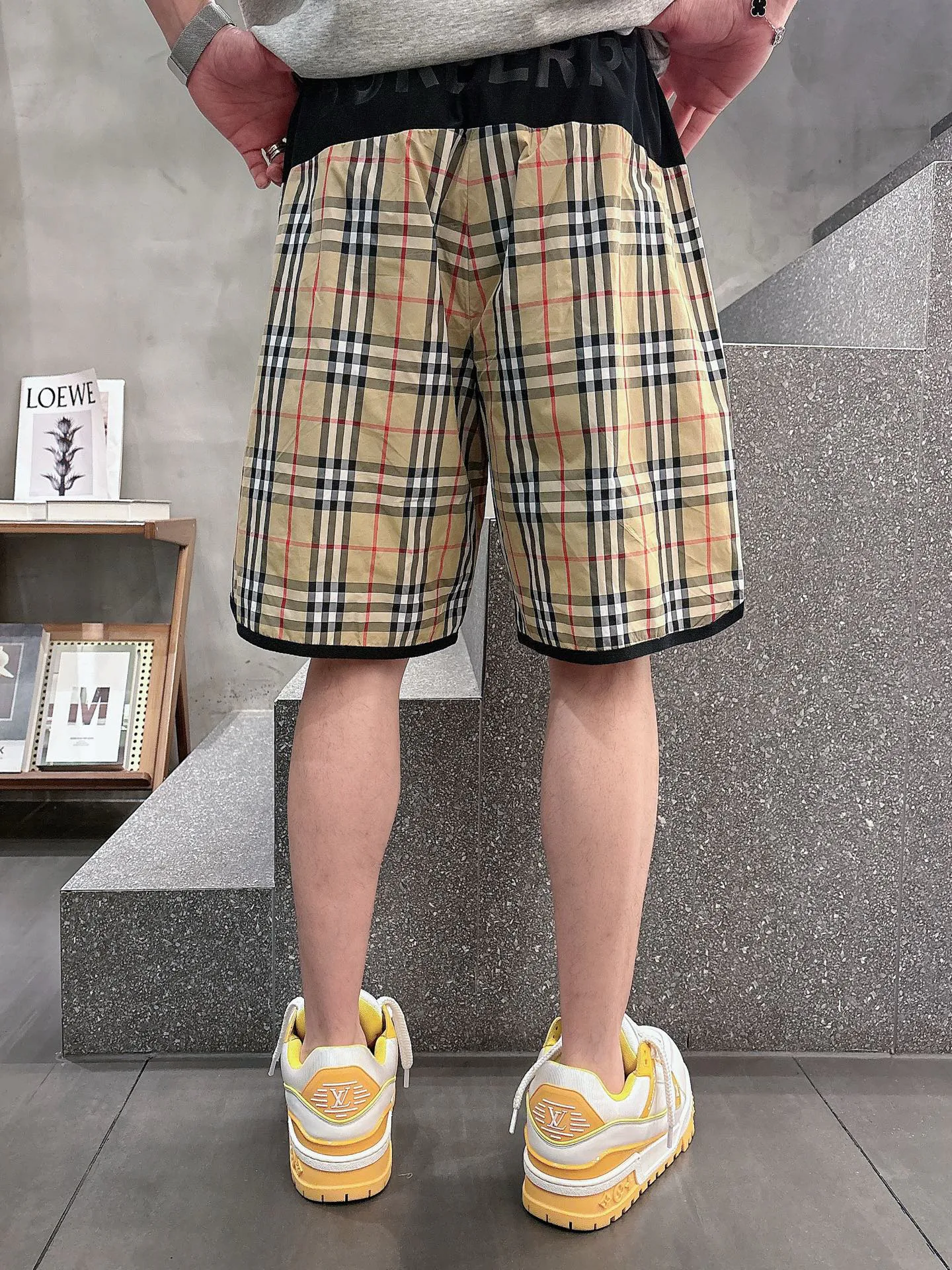 Шорты Мужские Burberry 13479637