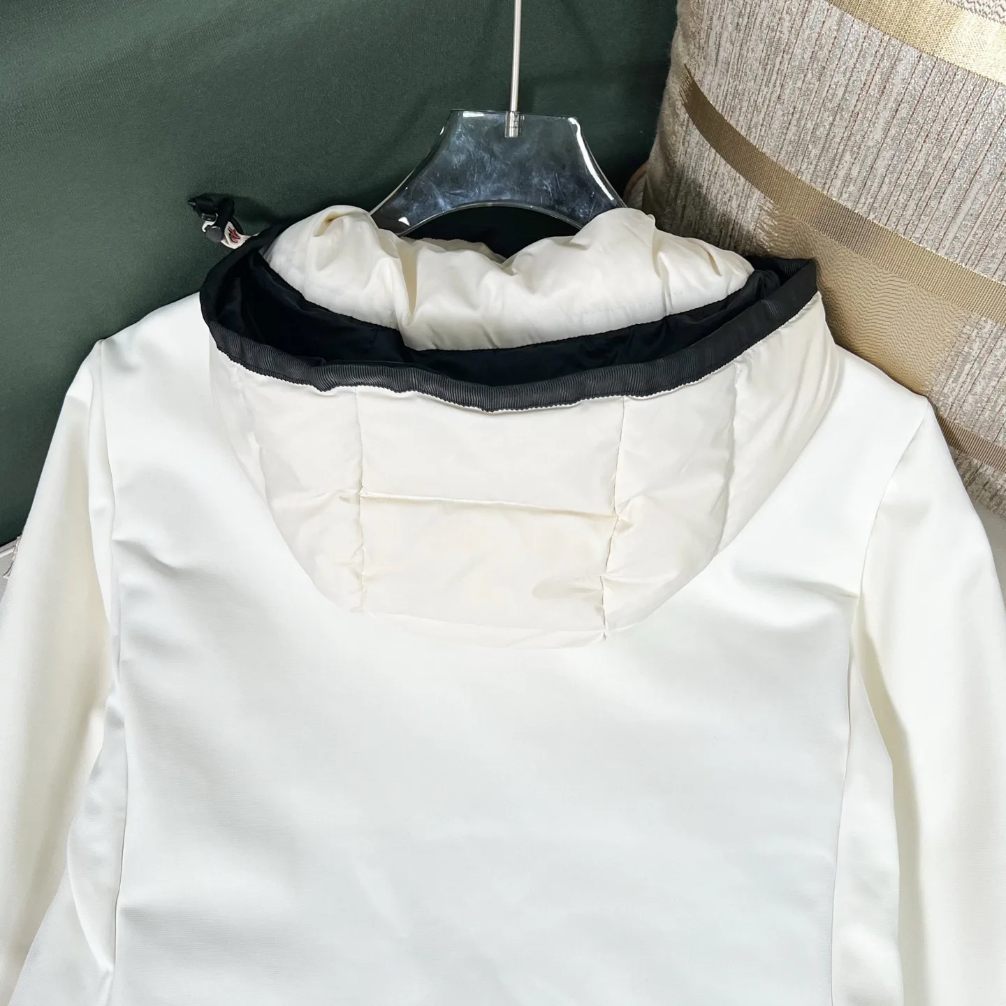 Куртки И Пуховики Женские Moncler 19225032