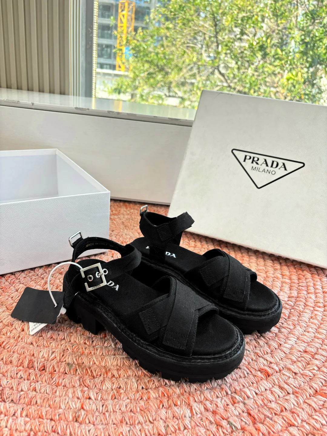 Сандалии Женские Prada 10446987