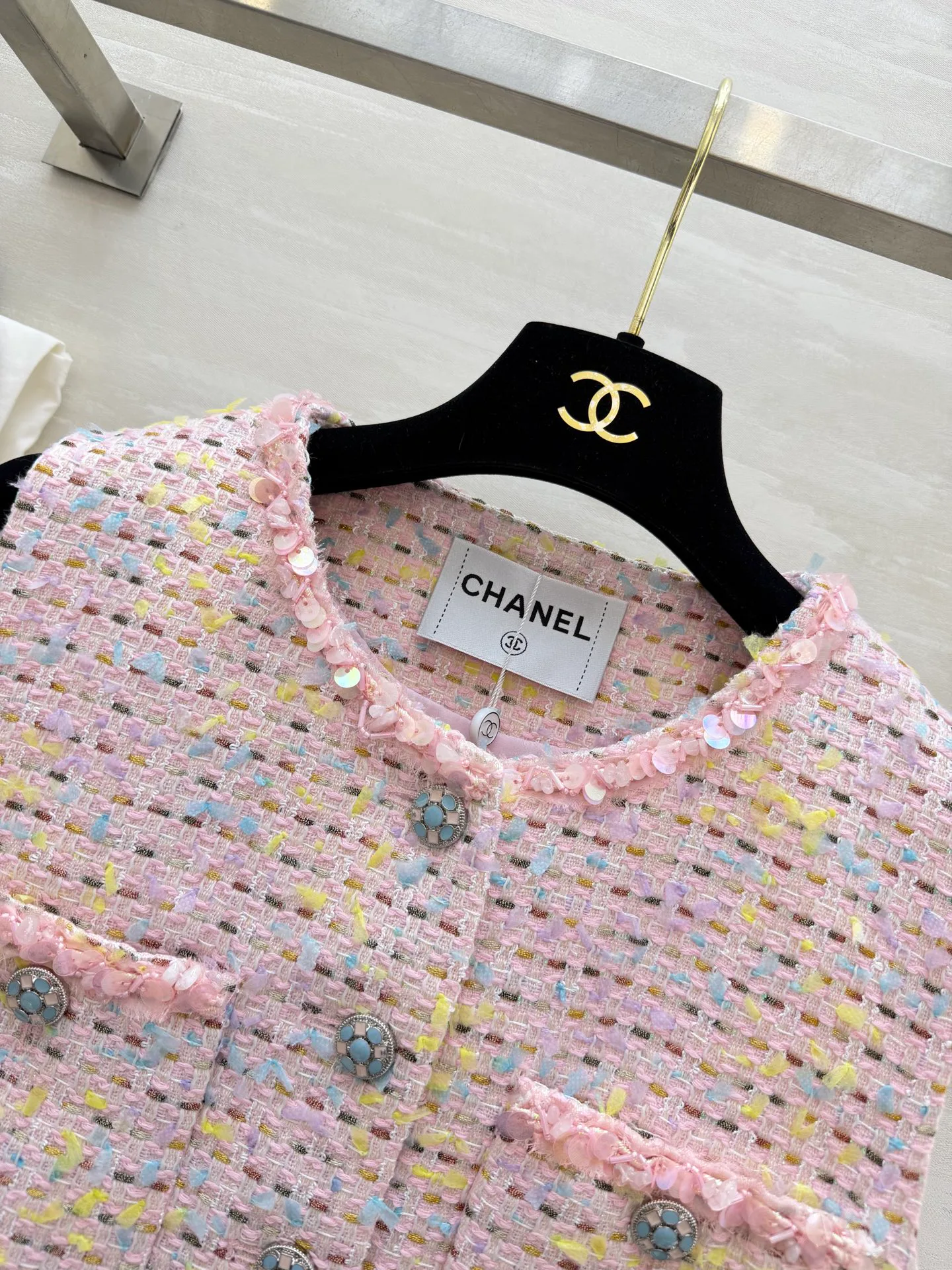 Жилеты Женские Chanel 11272070