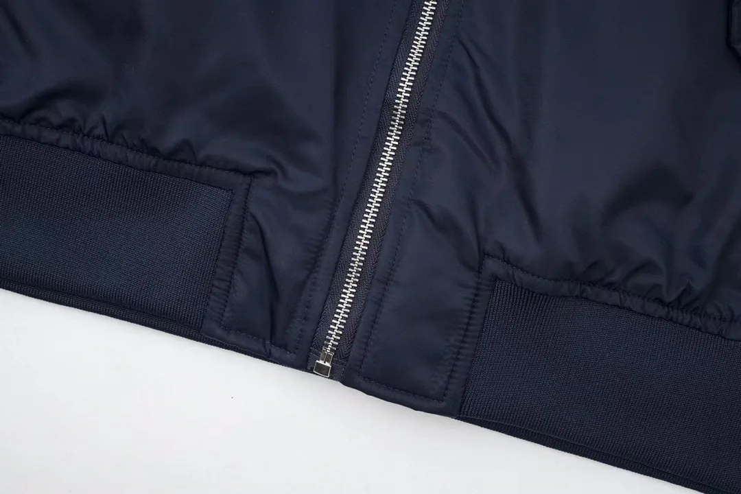 Куртки И Пуховики Мужские Prada 18215669