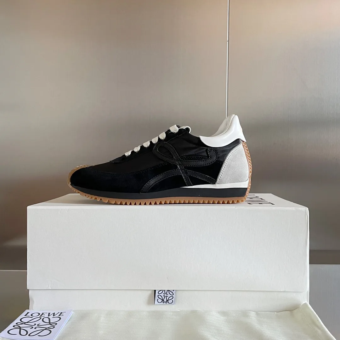 Кроссовки Женские Loewe 310027