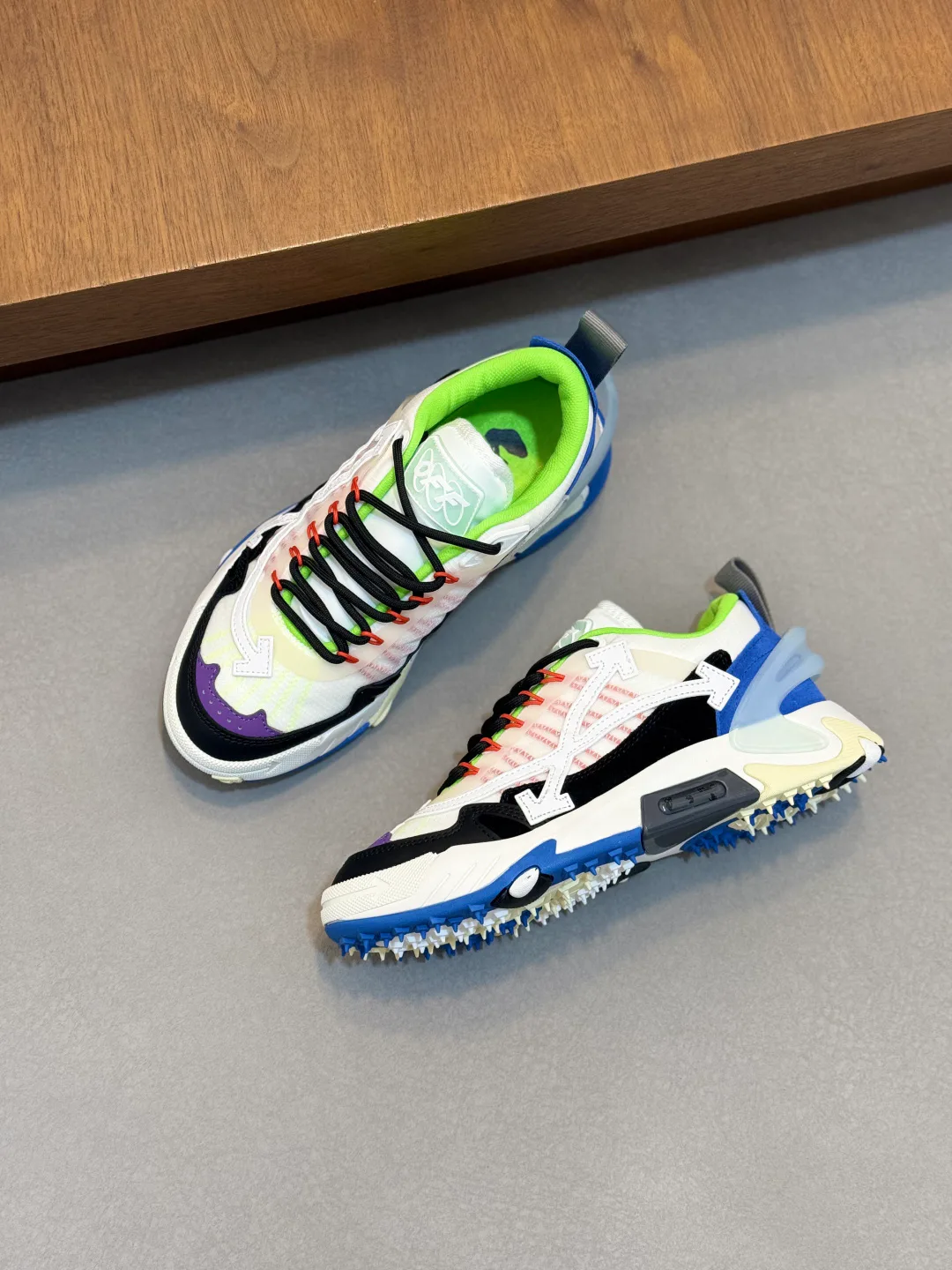 Кроссовки Женские Off-White 17908775