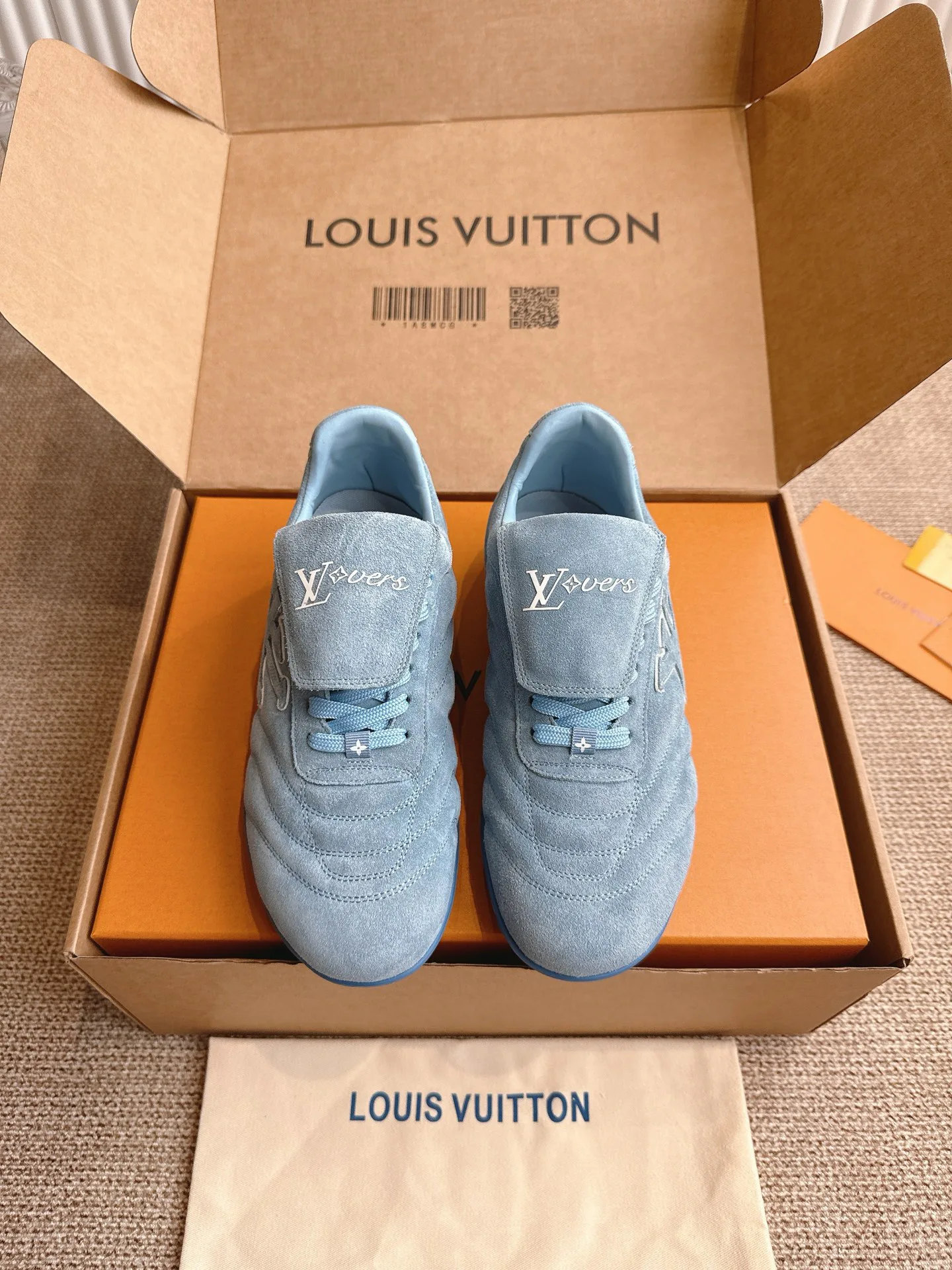 Кроссовки Женские Louis Vuitton 2792849