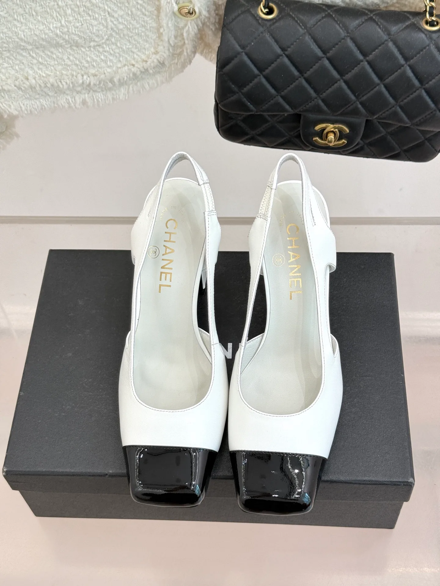 Босоножки Женские Chanel 13151676