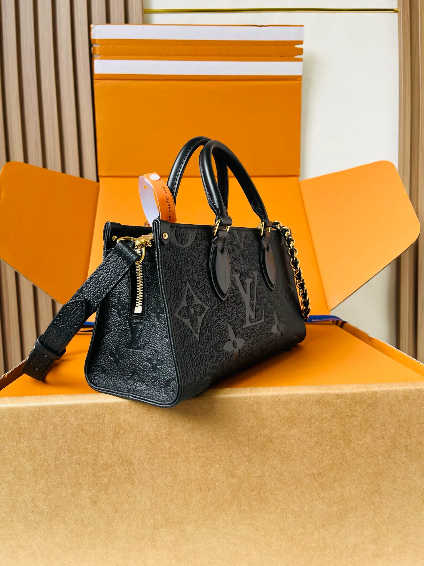 Классические Сумки Женские Louis Vuitton 12860030