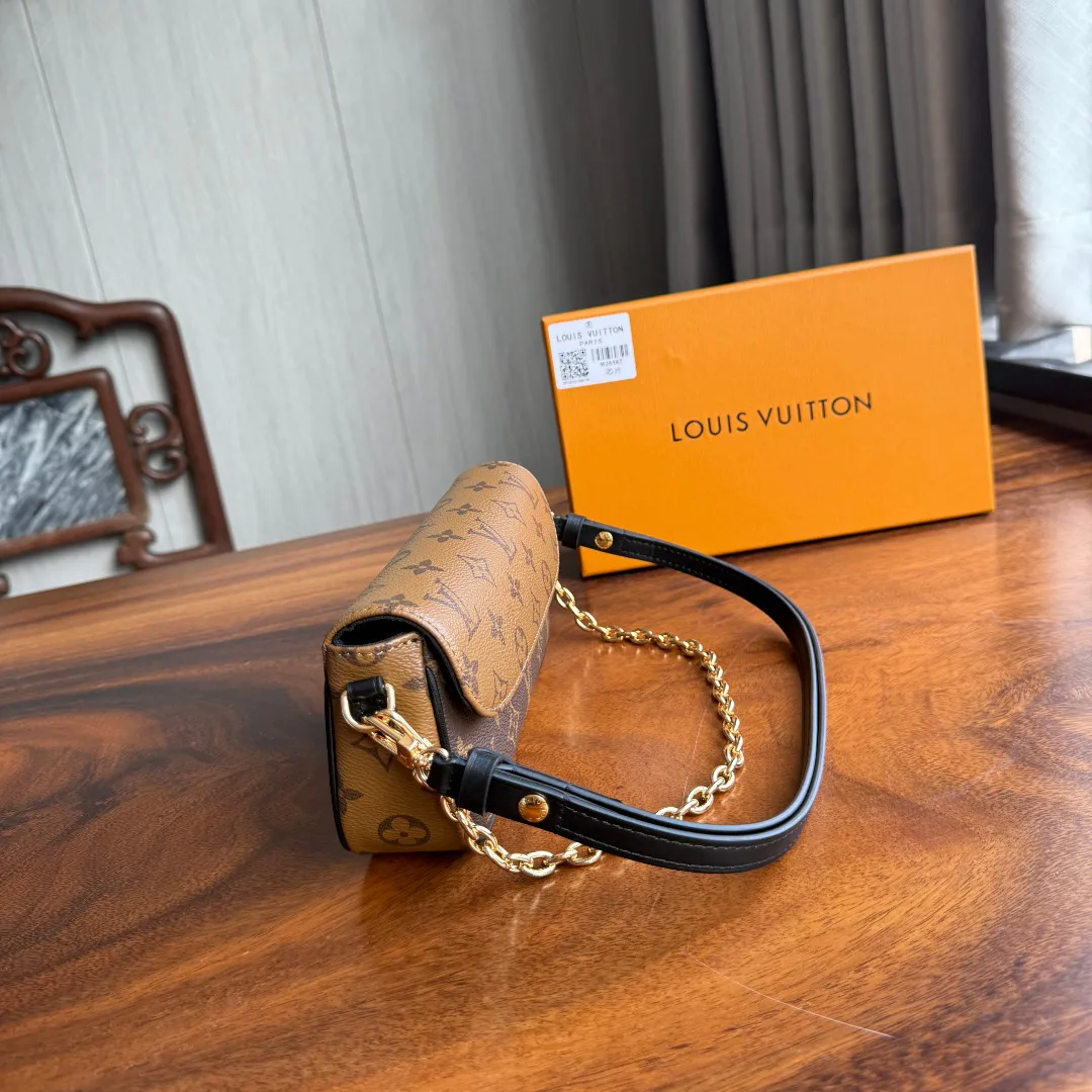 Сумки На Ремне Женские Louis Vuitton 724022