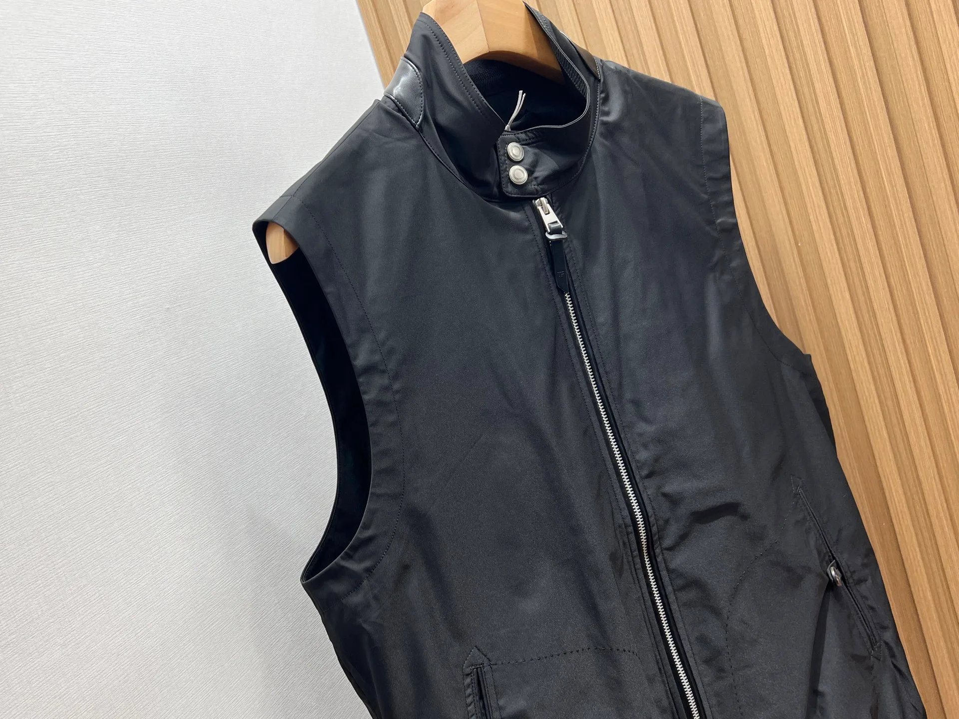 Жилеты Мужские Tom Ford 11250910