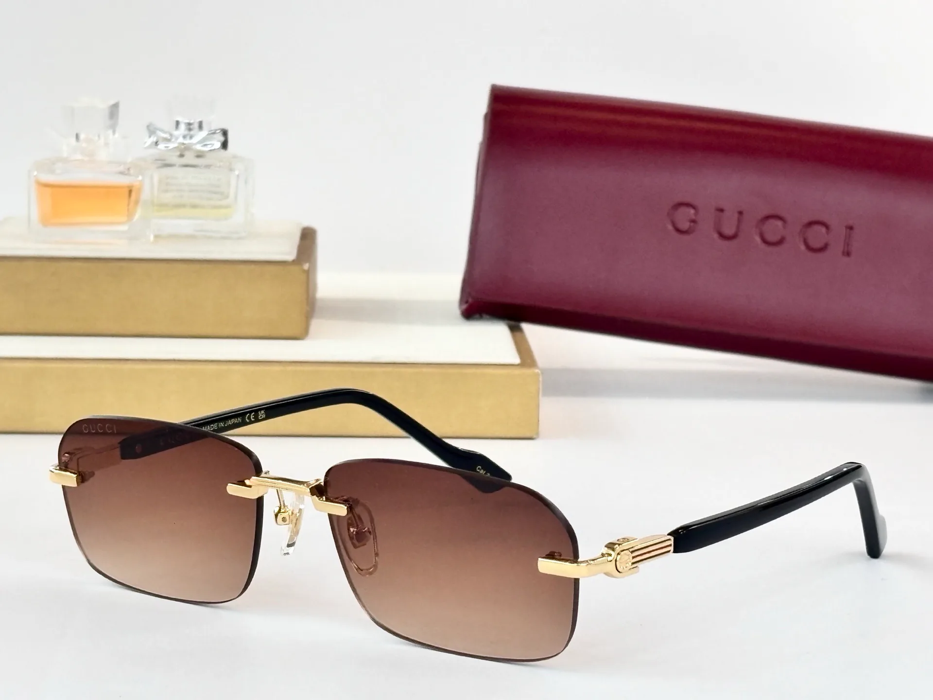 Очки Gucci 13147315