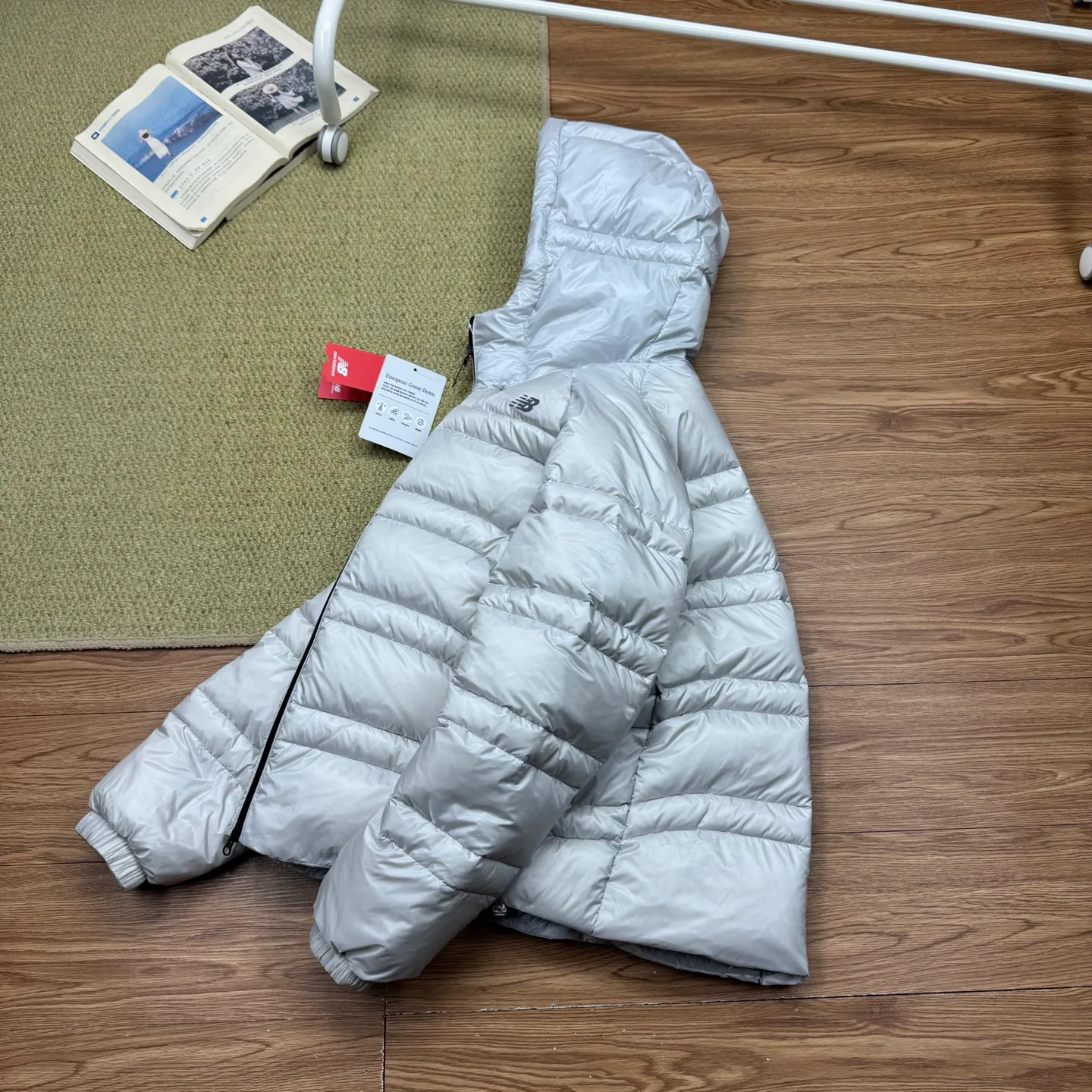 Куртки И Пуховики Женские New Balance 1966618