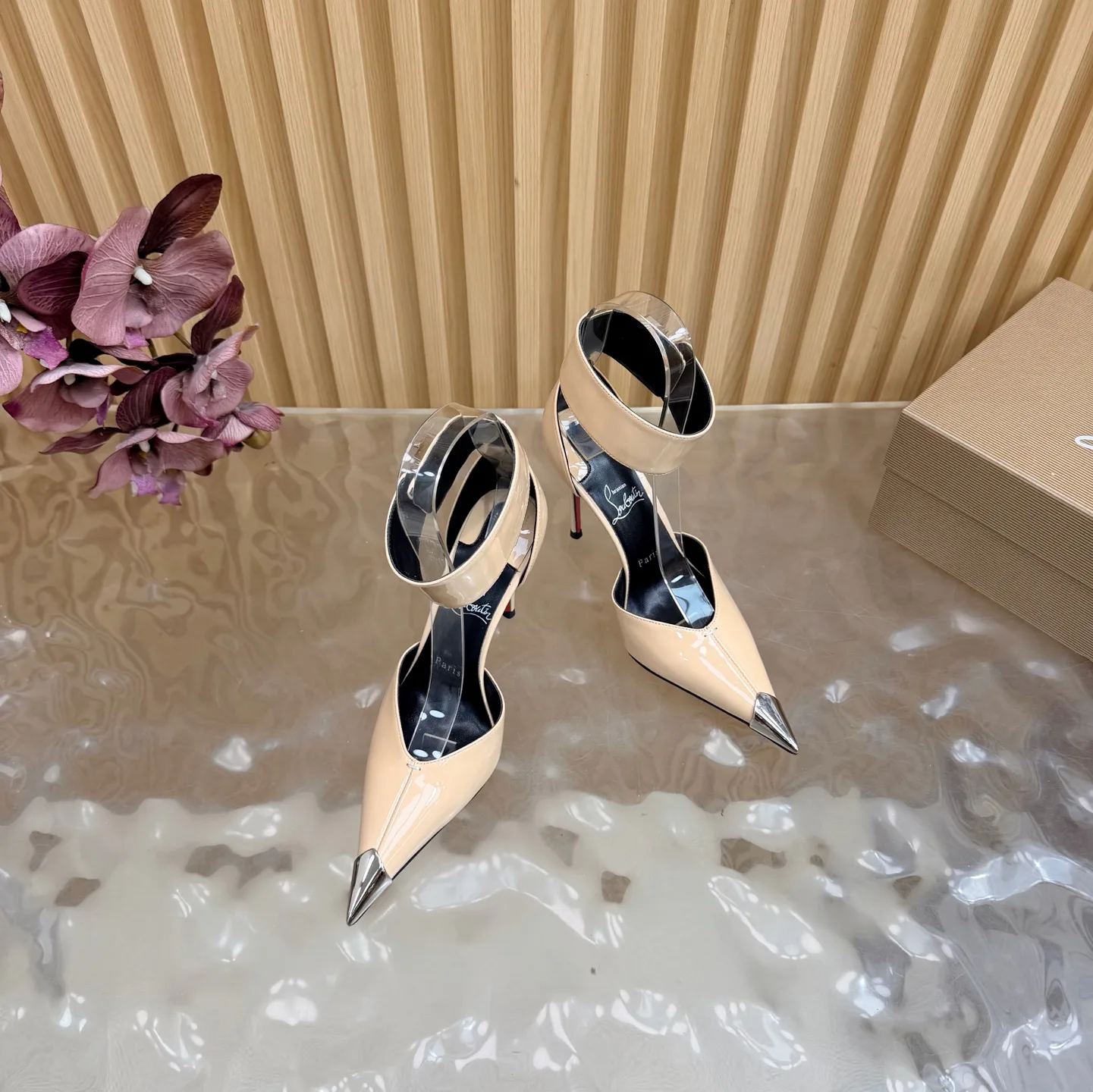 Туфли Женские Christian Louboutin 913121