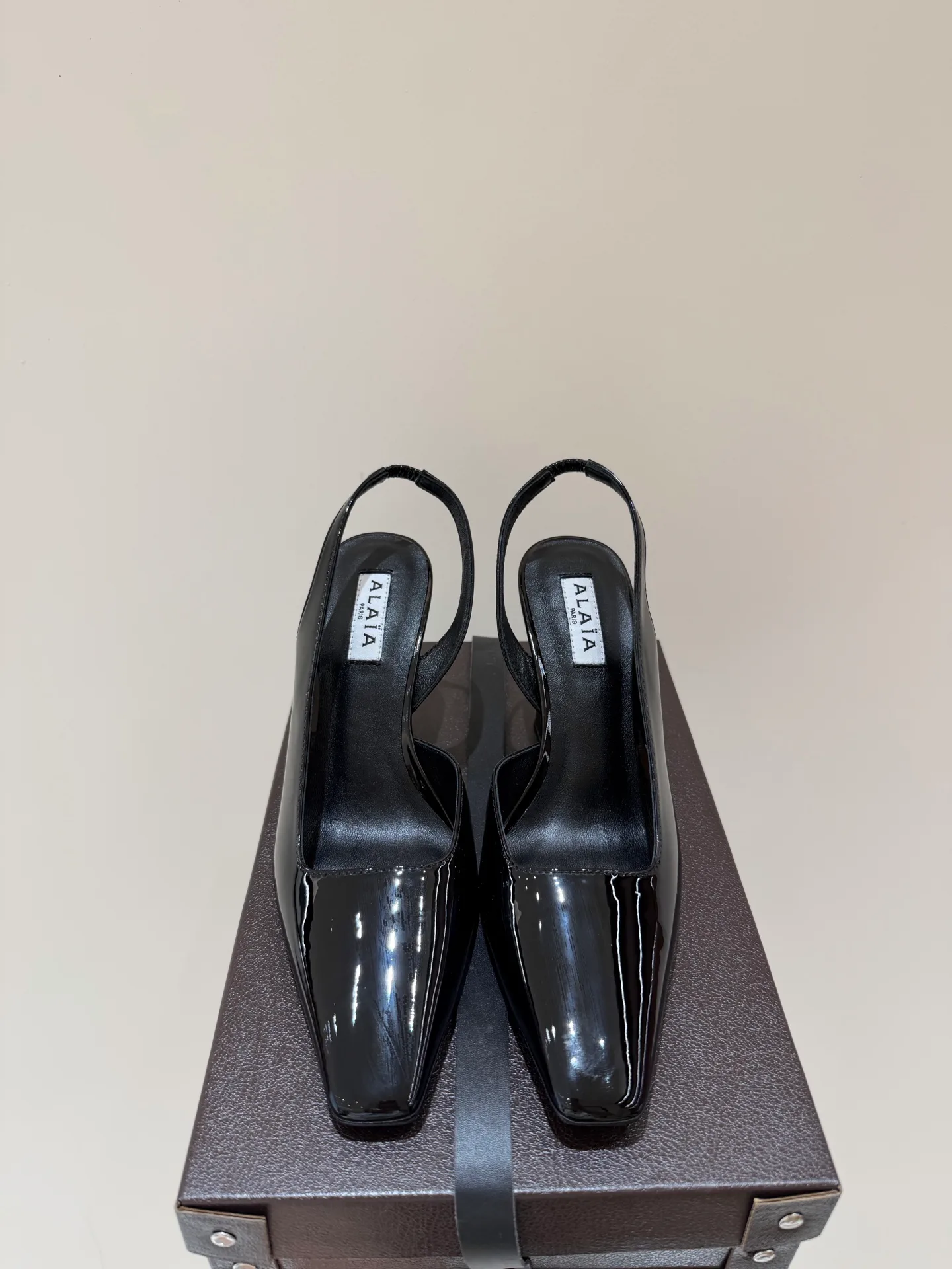 Босоножки Женские Alaia 11630903