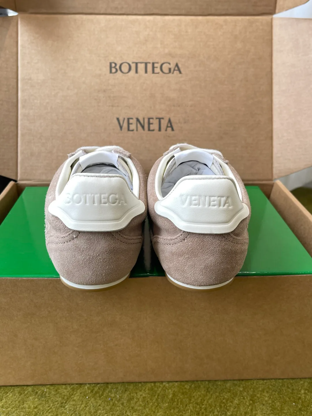 Кроссовки Женские Bottega Veneta 19578539