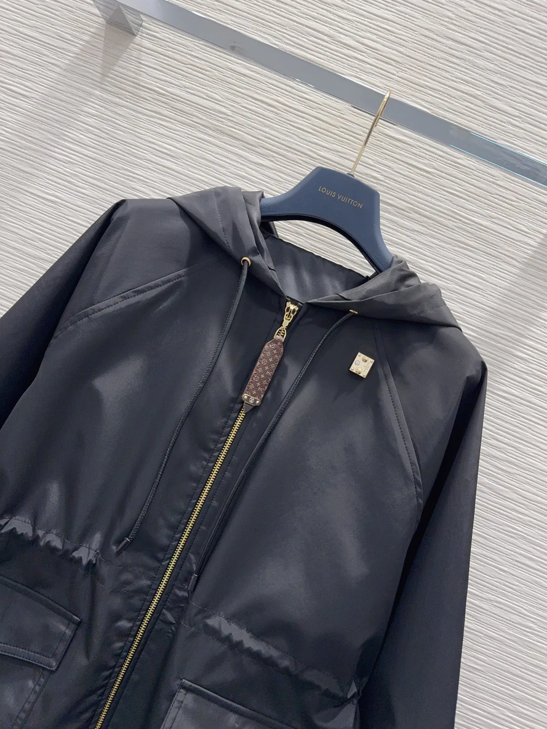 Куртки И Пуховики Женские Louis Vuitton 436797