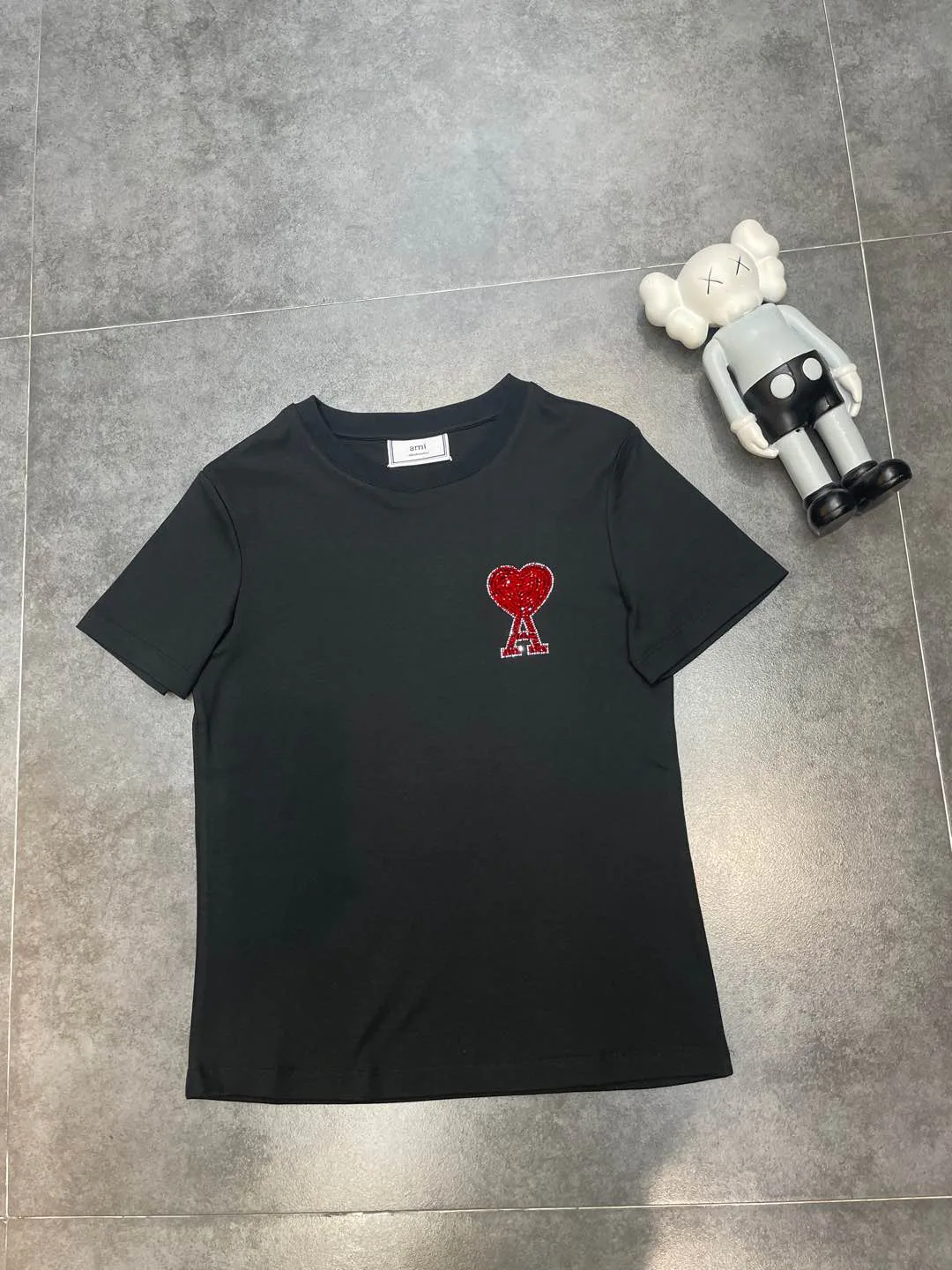 Футболки Женские Ami Paris 27777