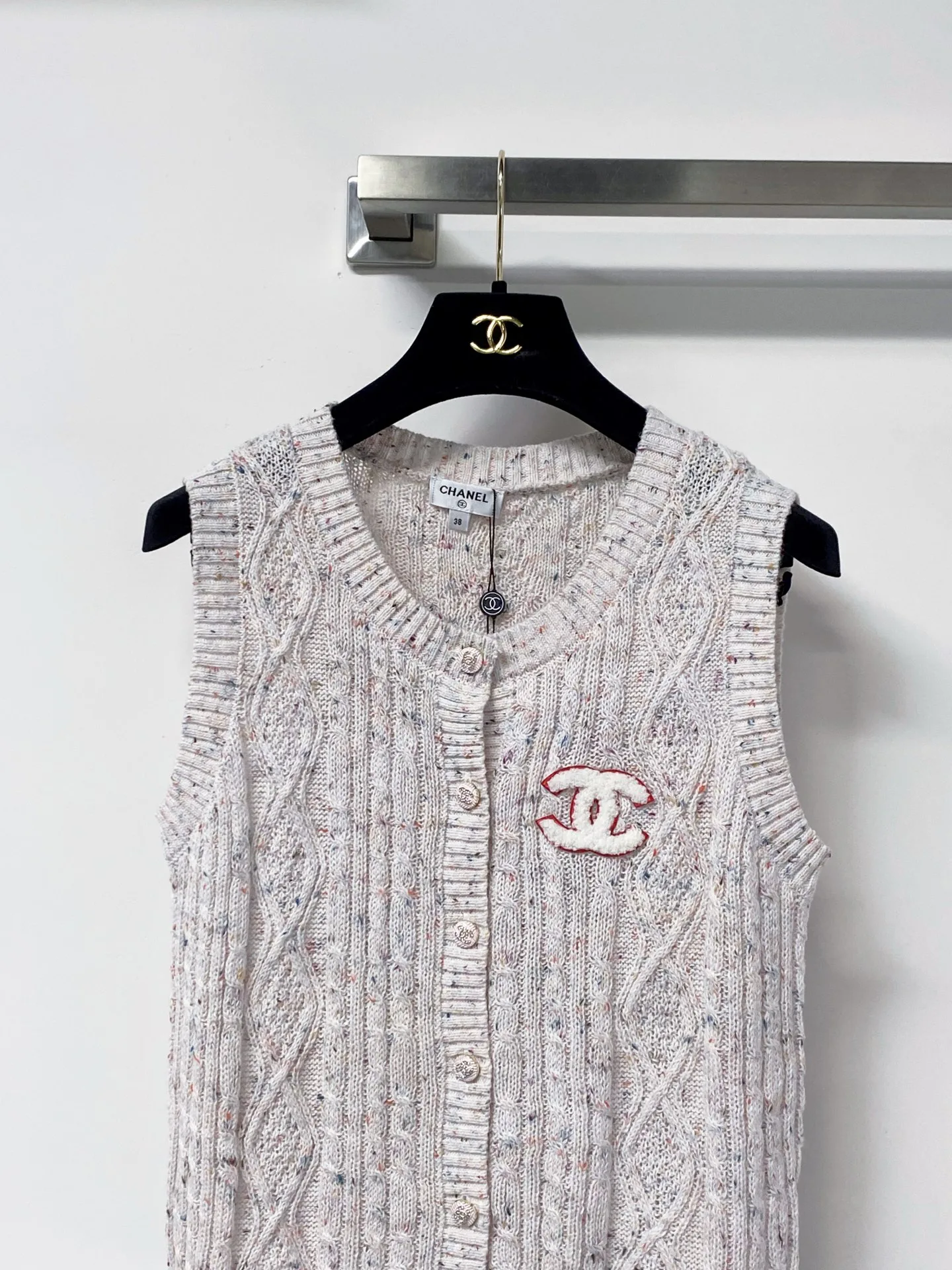 Жилеты Женские Chanel 18138508