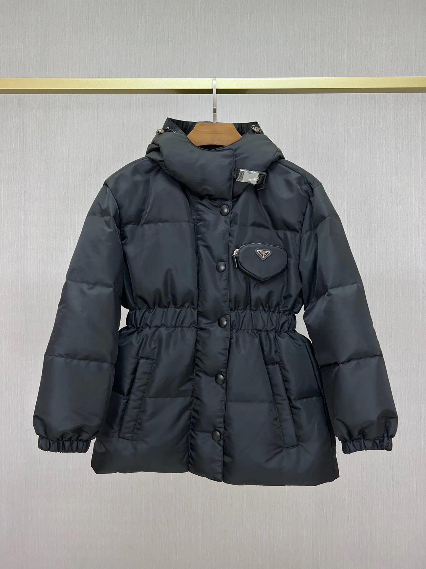 Куртки И Пуховики Женские Prada 17932048