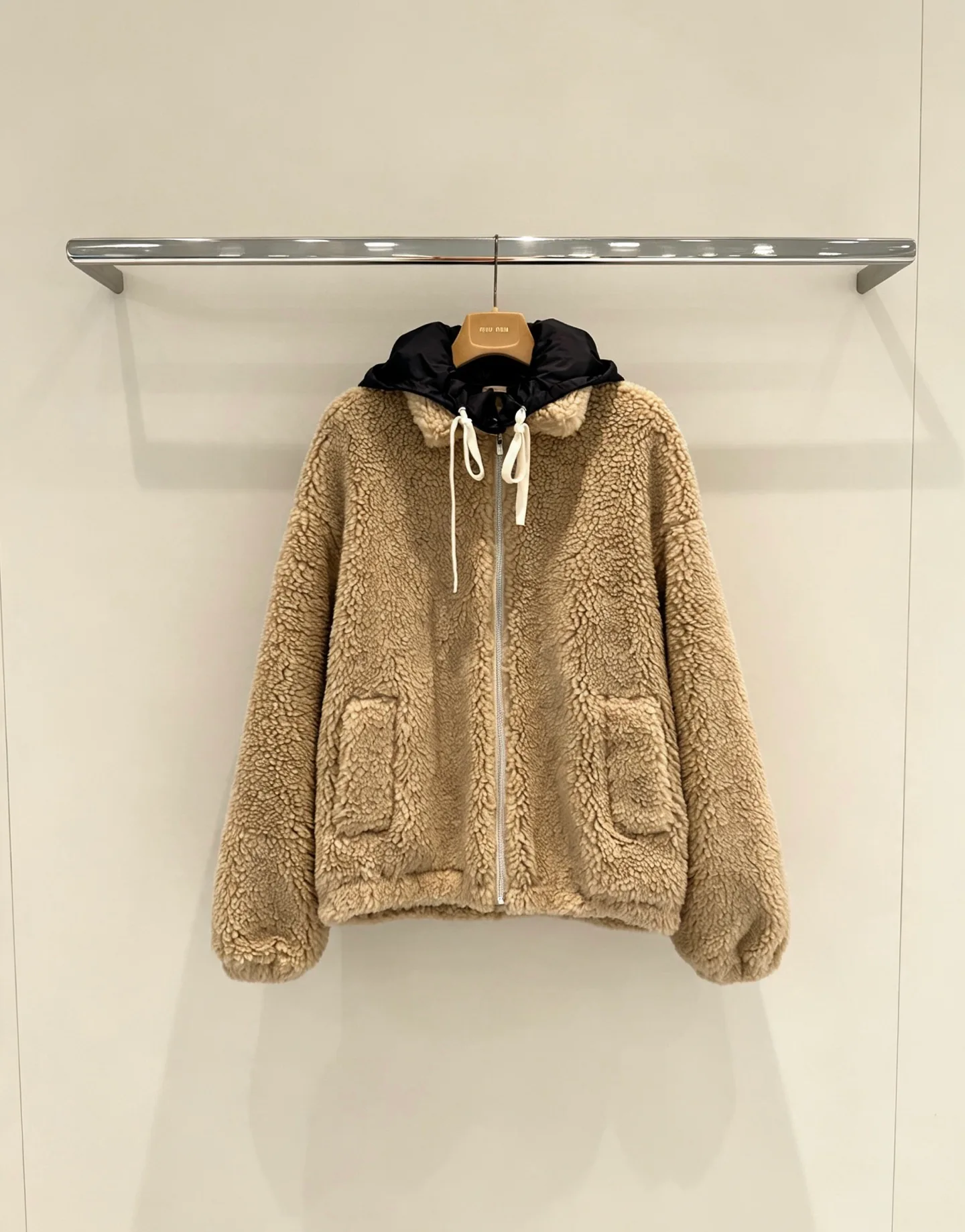Куртки И Пуховики Женские Miu Miu 19074855