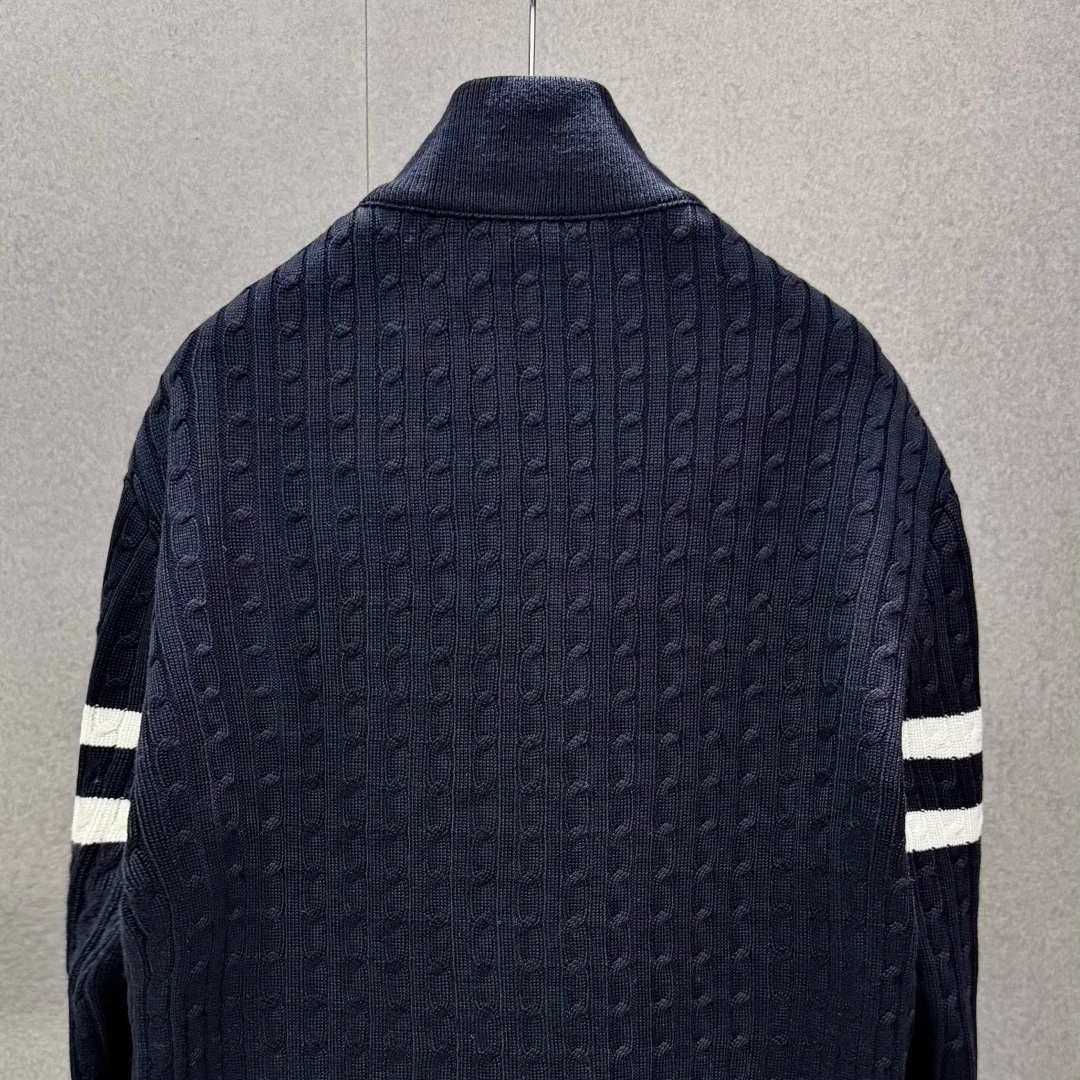 Куртки И Пуховики Мужские Moncler 17418478