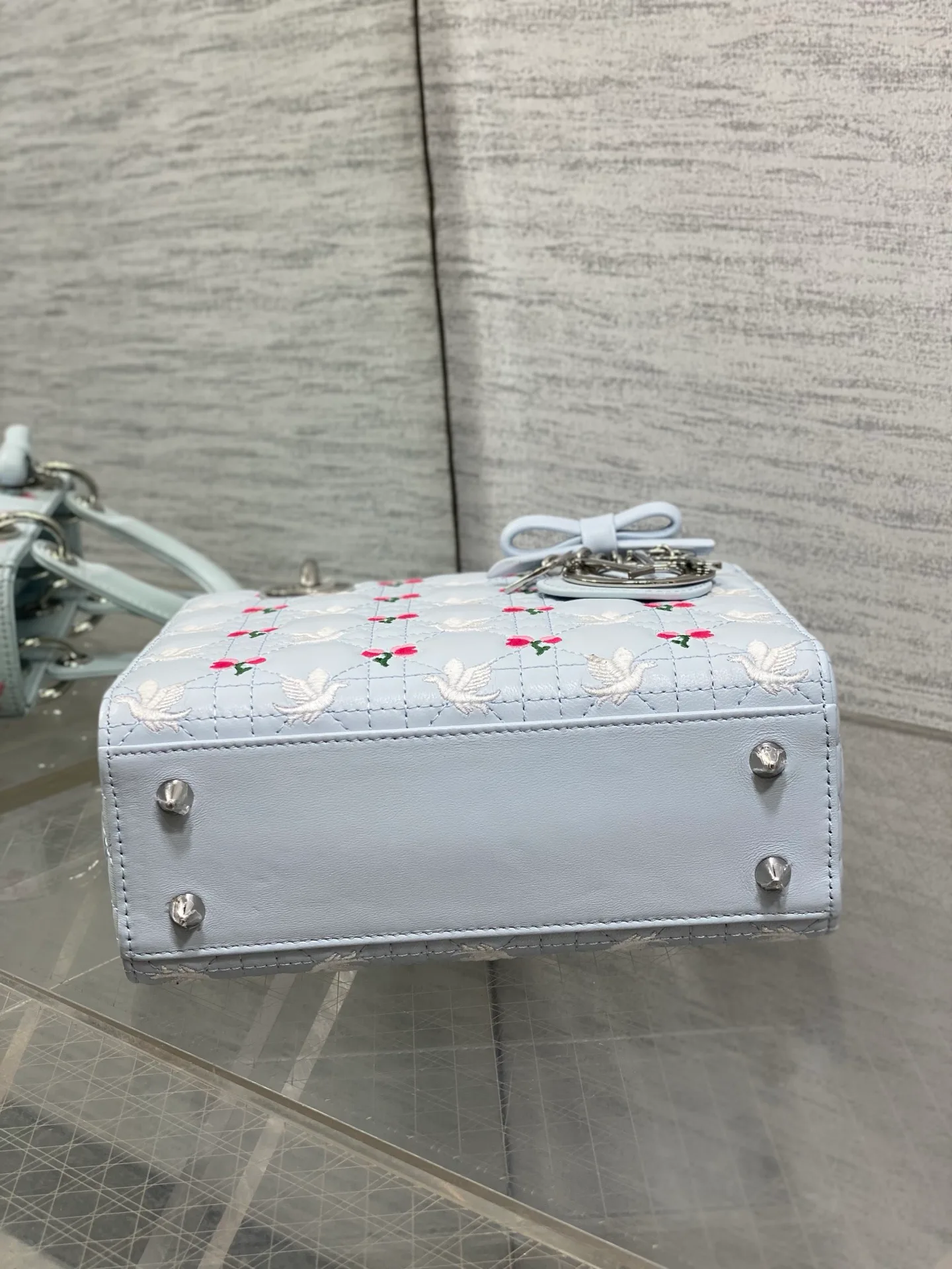 Классические Сумки Женские Christian Dior 17601326