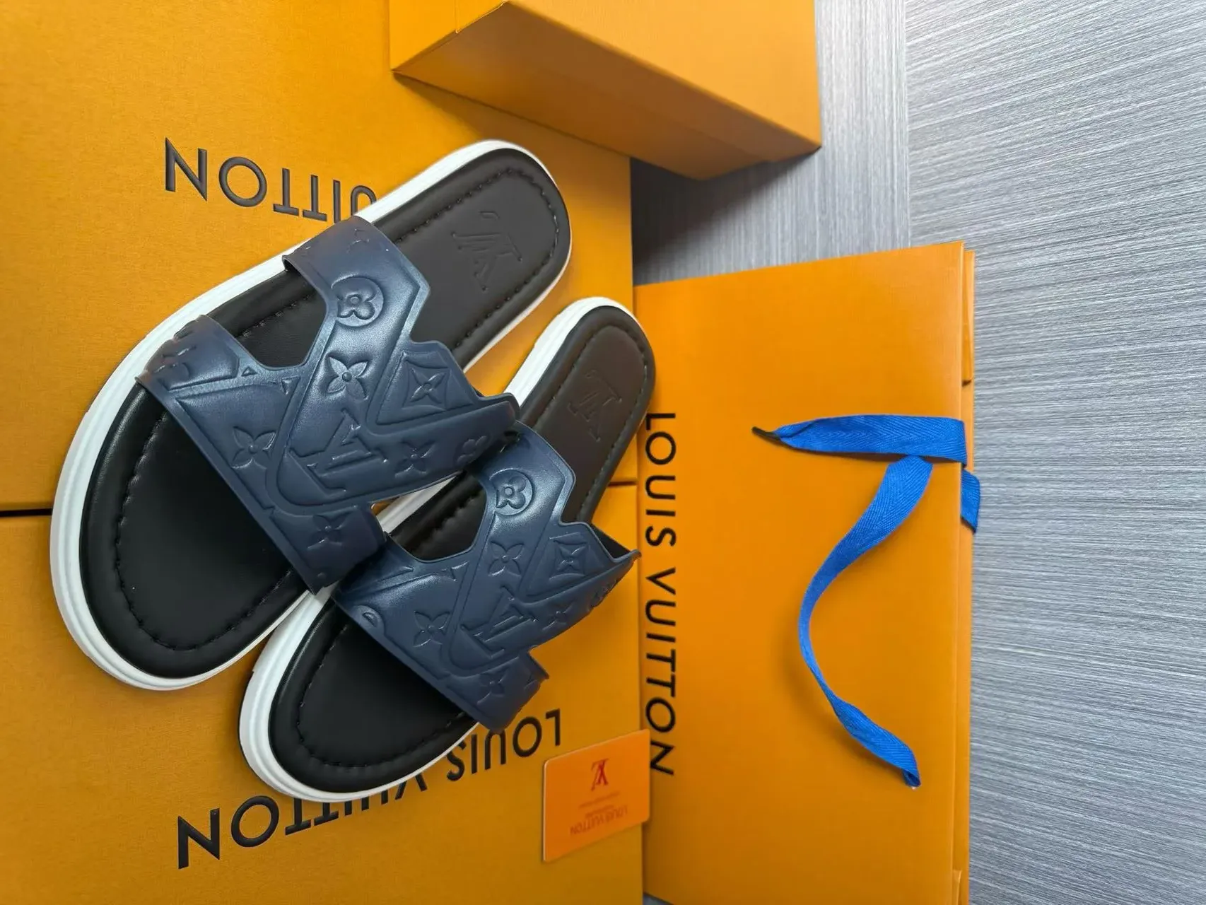 Шлепанцы Мужские Louis Vuitton 1310633