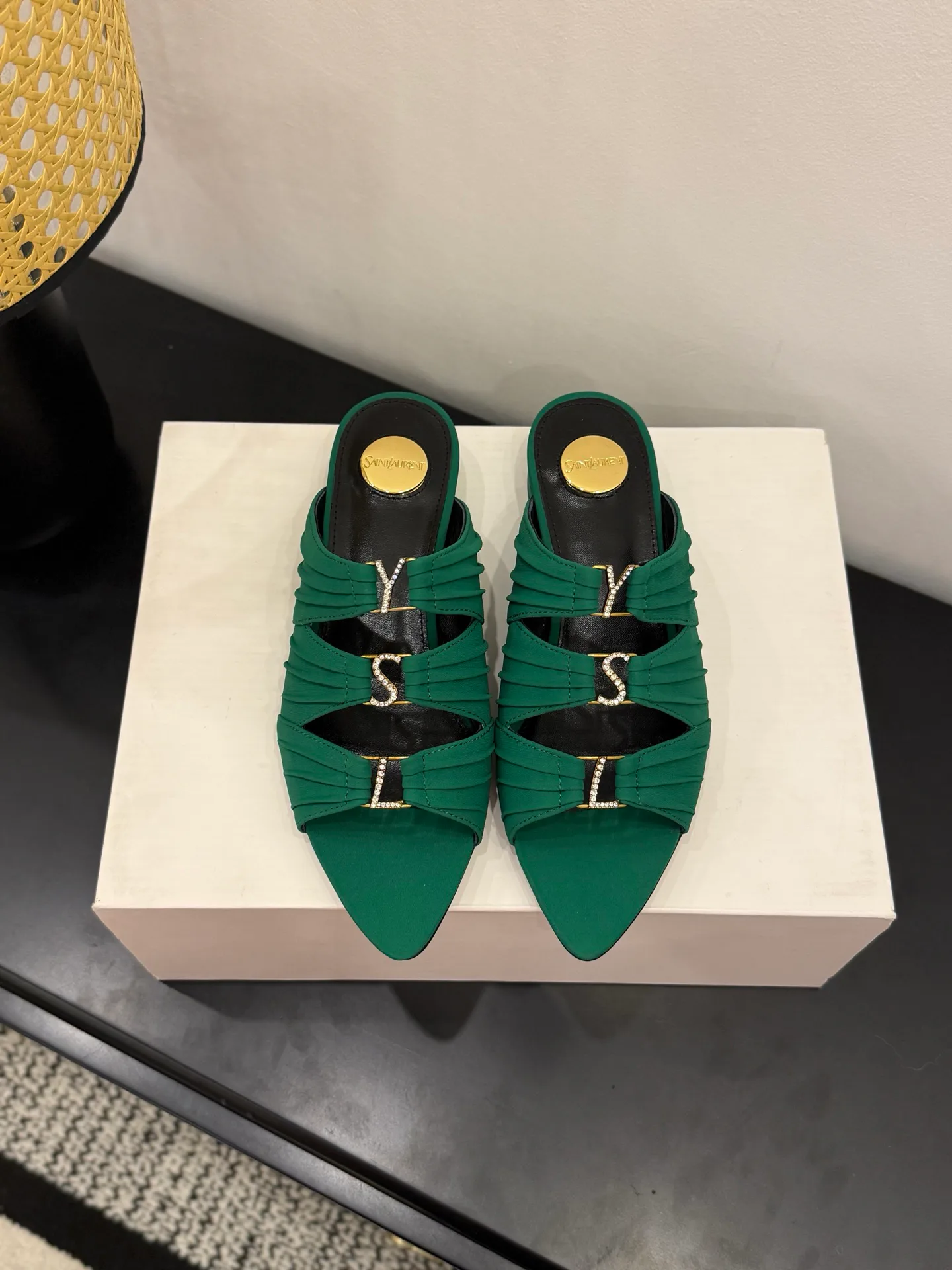 Босоножки Женские Saint Laurent 11739356