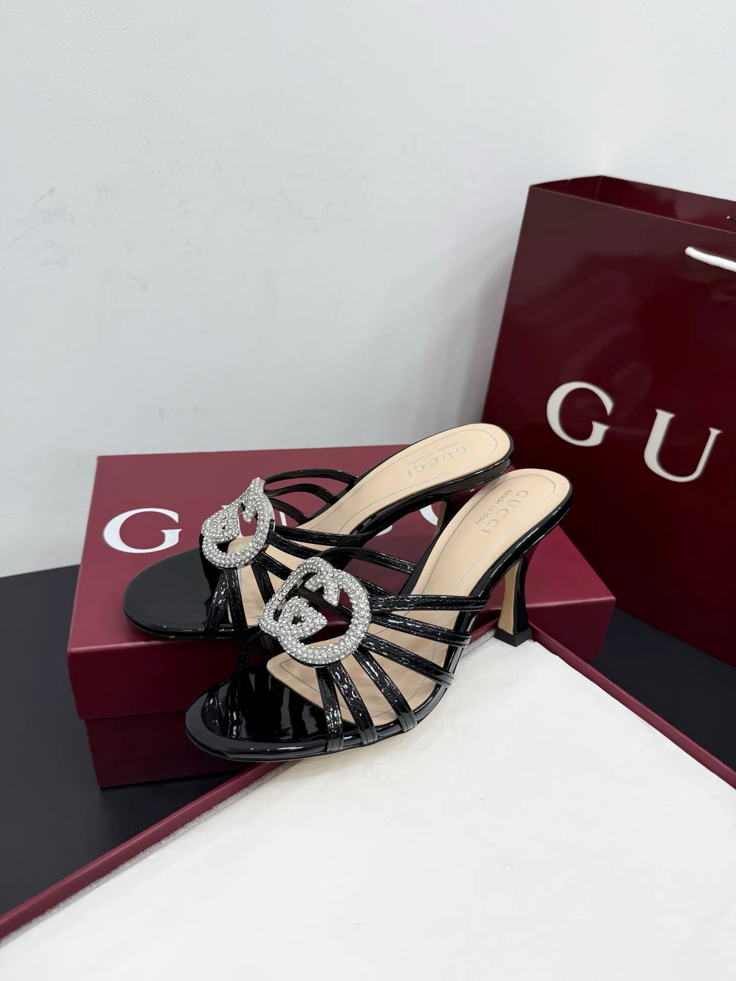 Босоножки Женские Gucci 457913