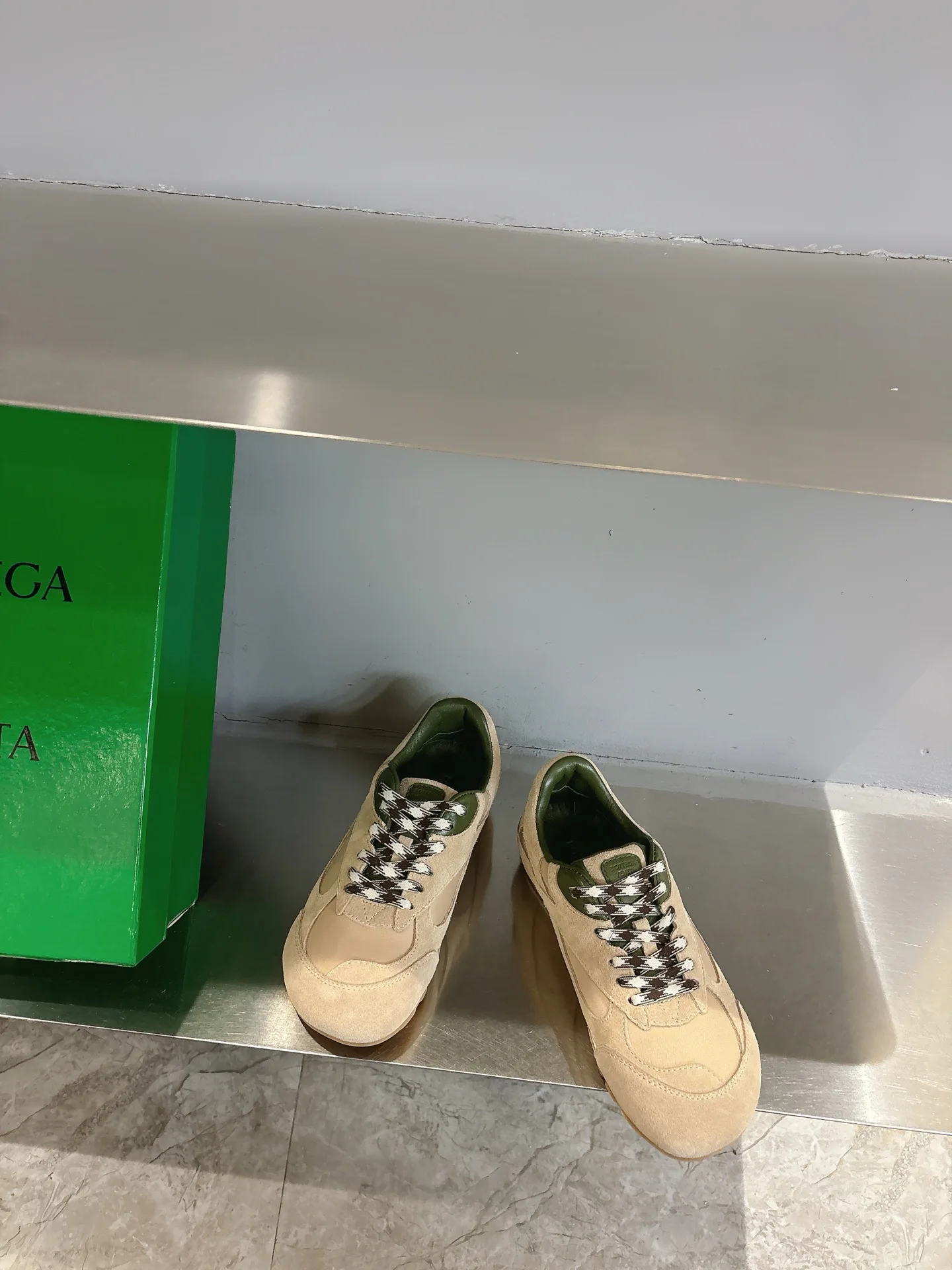 Кроссовки Женские Bottega Veneta 462700