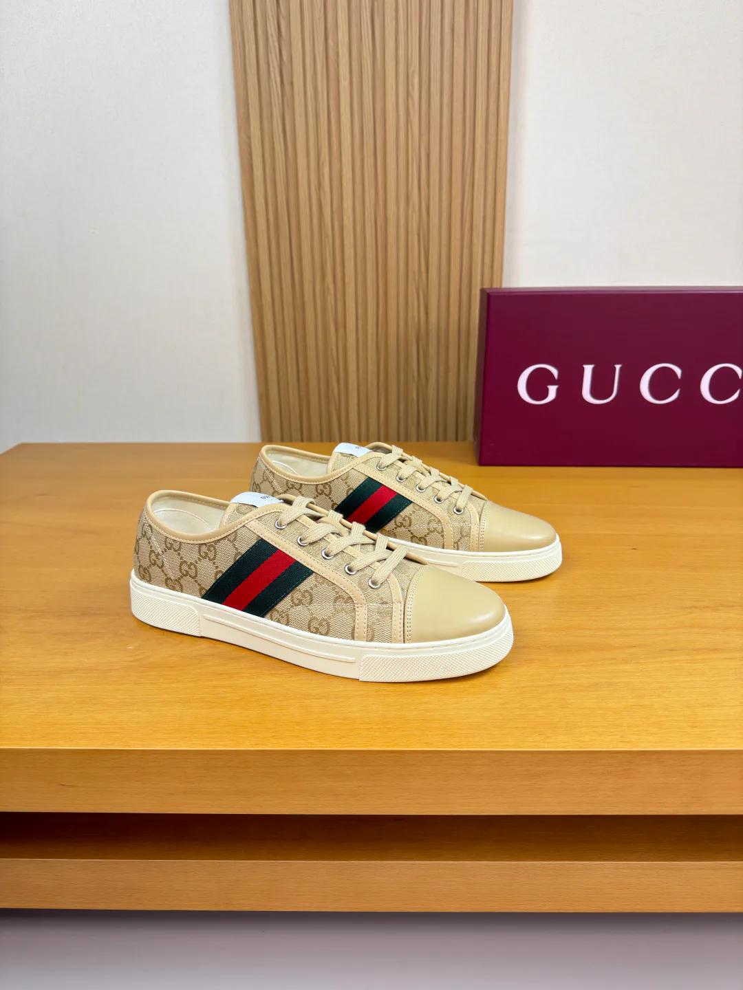 Кеды Женские Gucci 11842697