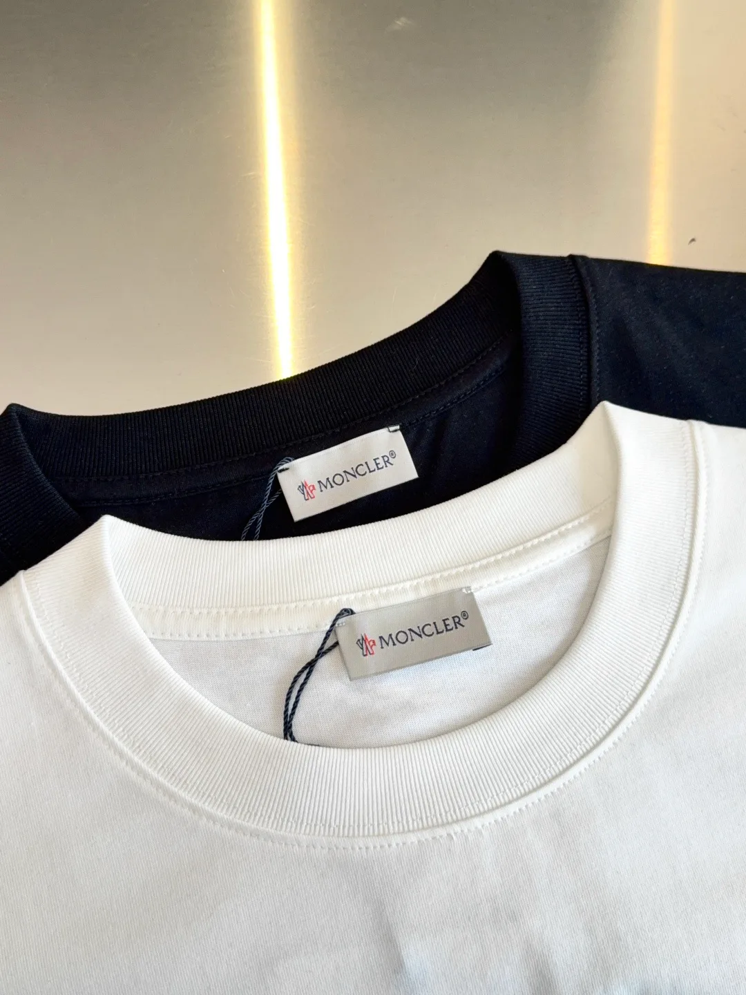 Футболки Женские Moncler 10151618