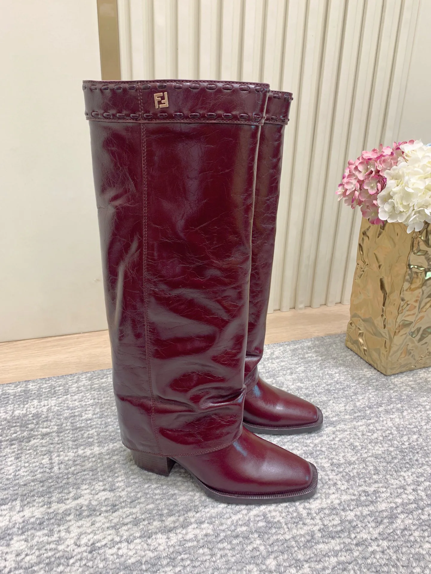 Сапоги Женские Fendi 63704