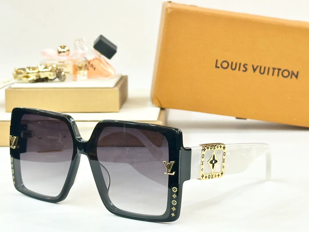 Очки Louis Vuitton 13389330