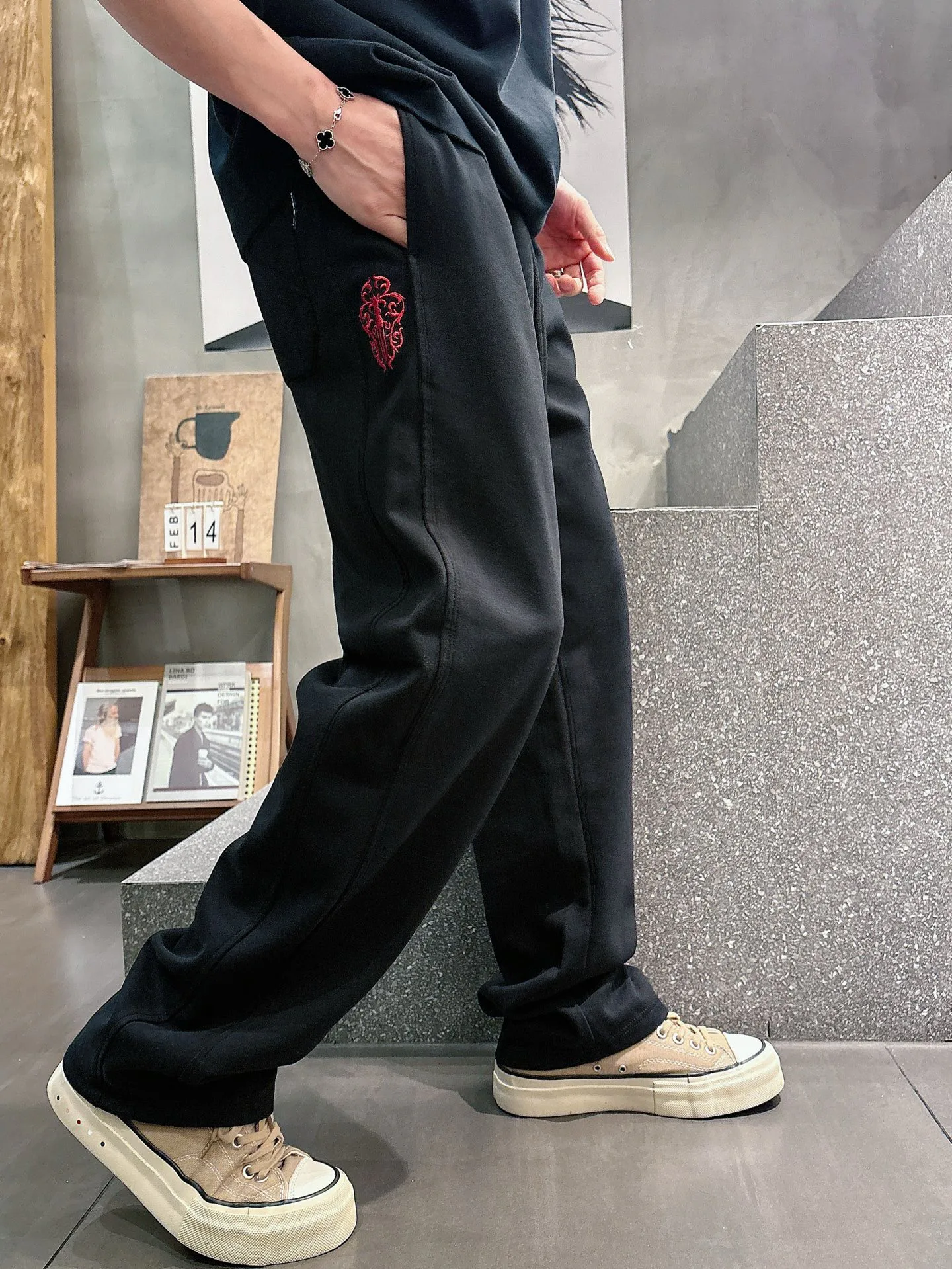 Брюки Женские Chrome Hearts 10122570