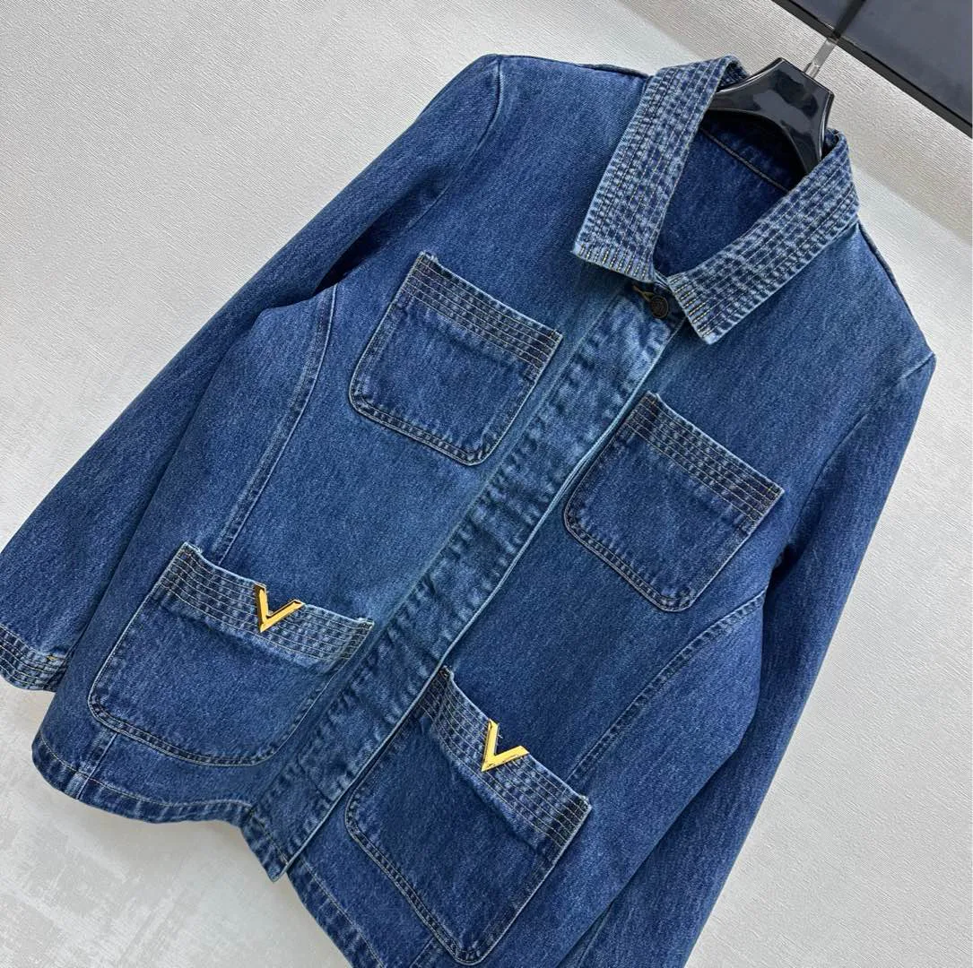 Куртки И Пуховики Женские Valentino 9820460