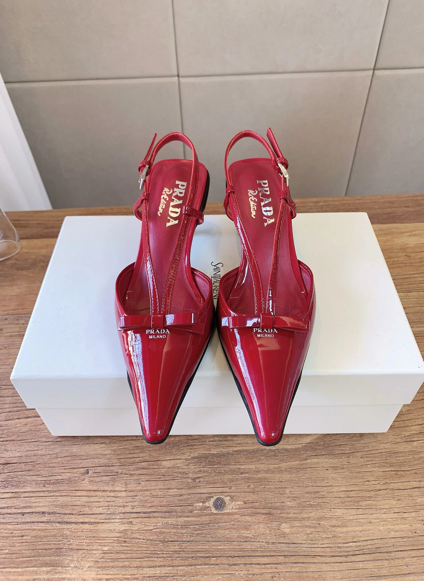 Туфли Женские Prada 19415980