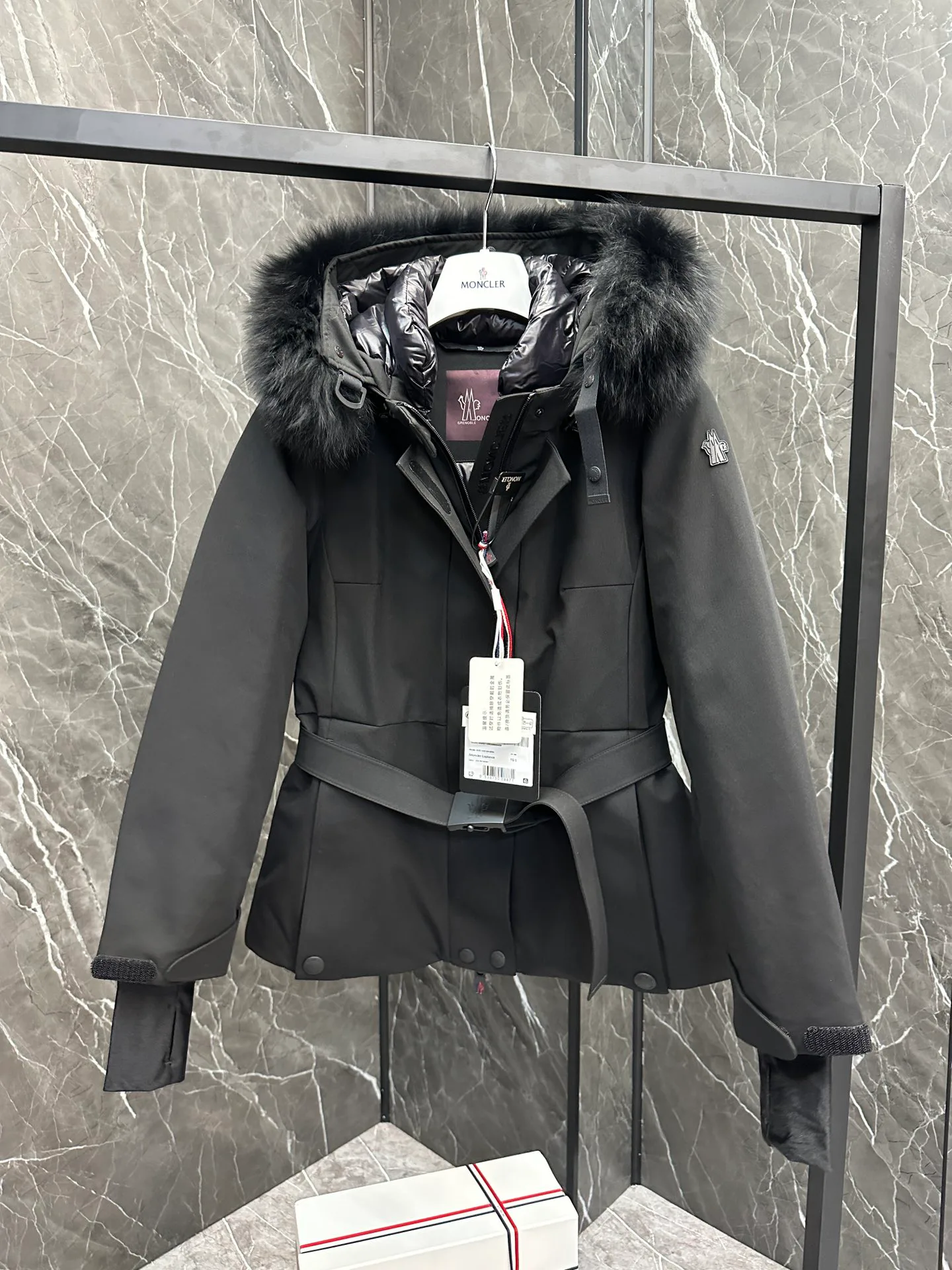 Куртки И Пуховики Женские Moncler 18133805