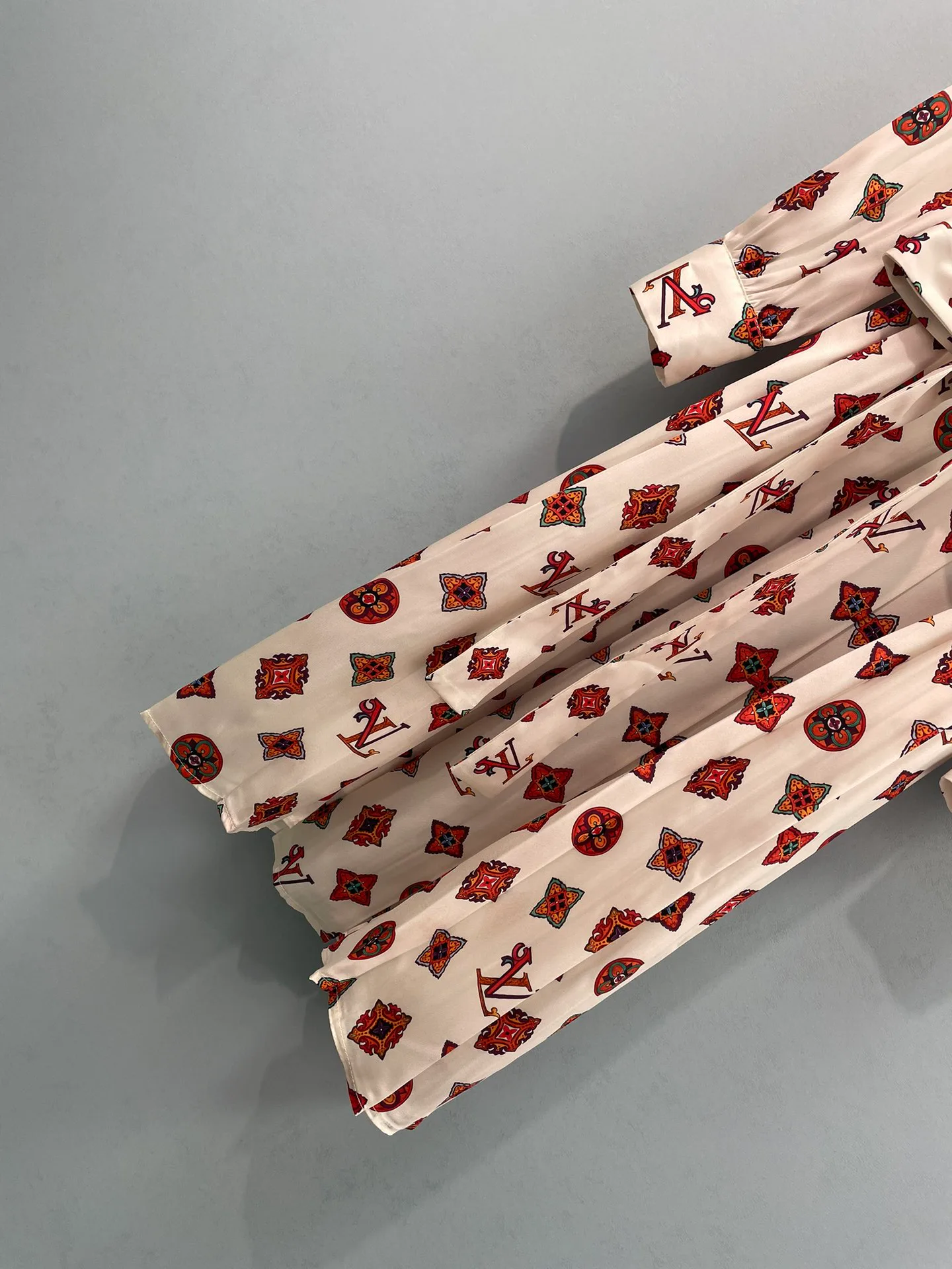 Платья Женские Louis Vuitton 18151728