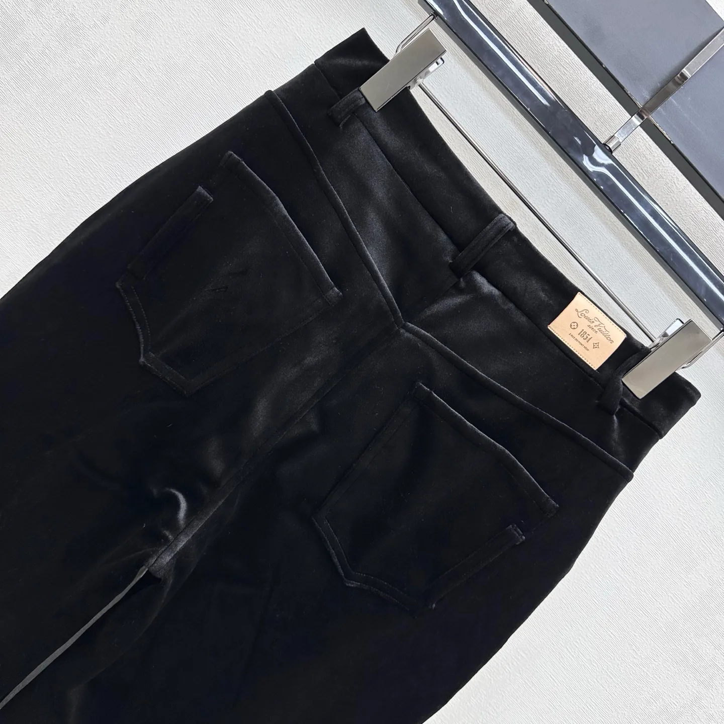 Брюки Женские Louis Vuitton 18775059