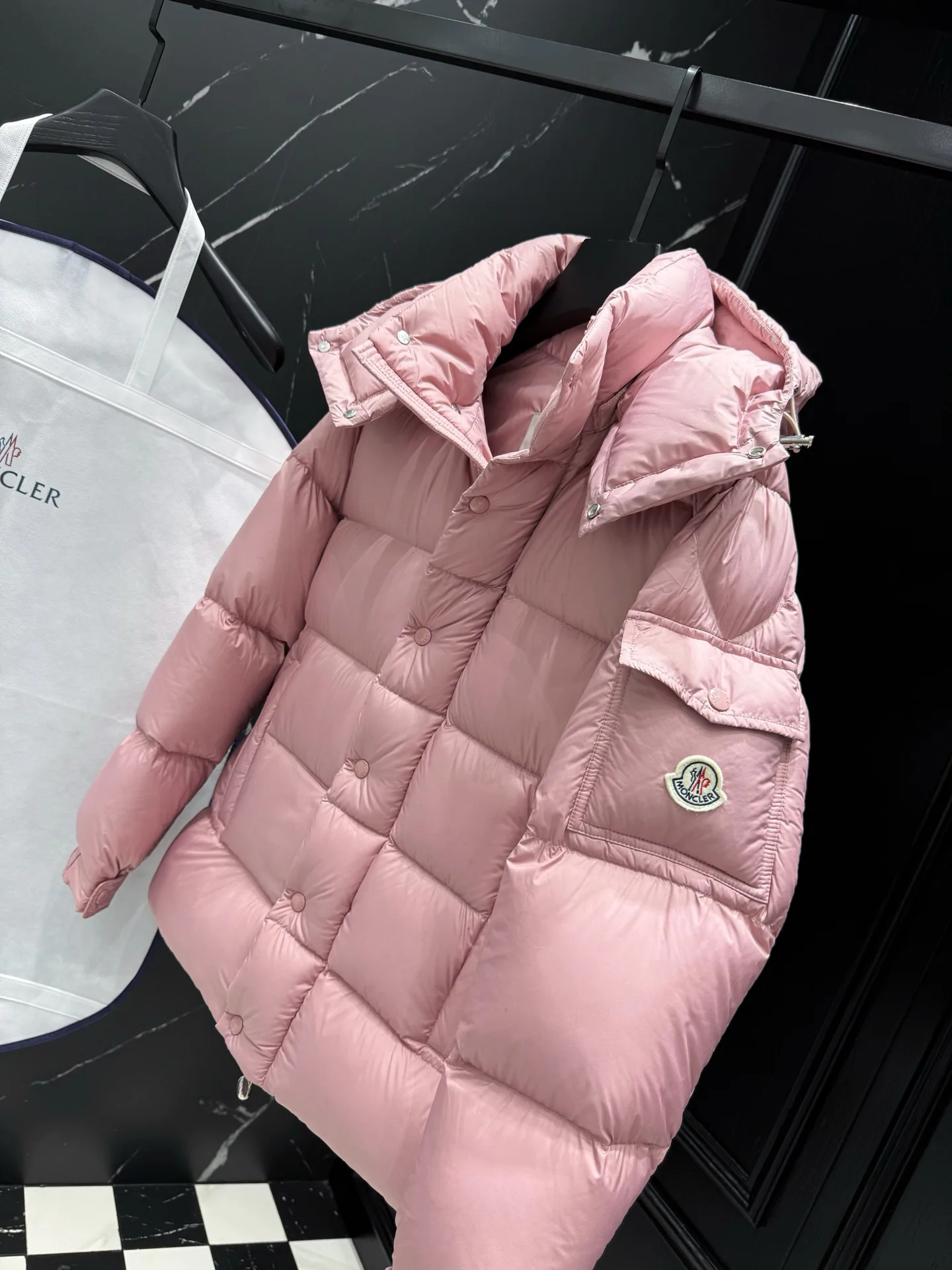 Куртки И Пуховики Женские Moncler 18035671